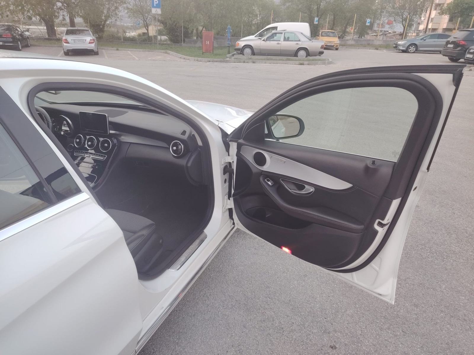 Mercedes-C 220 D automatik Avantgard, fotografija 12