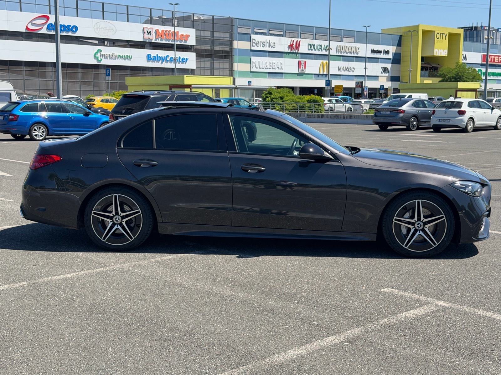 Mercedes C 220d – AMG Line + Night – Panorama, fotografija 4