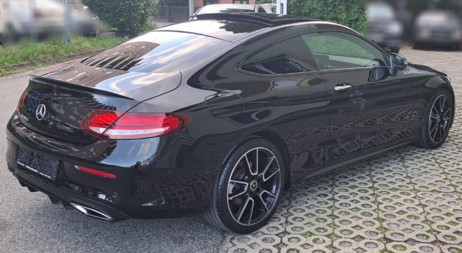 Mercedes C Coupe 220d AMG REG.1.G.,PANO,360,AUT.,AMBI,BURMESTER, fotografija 3