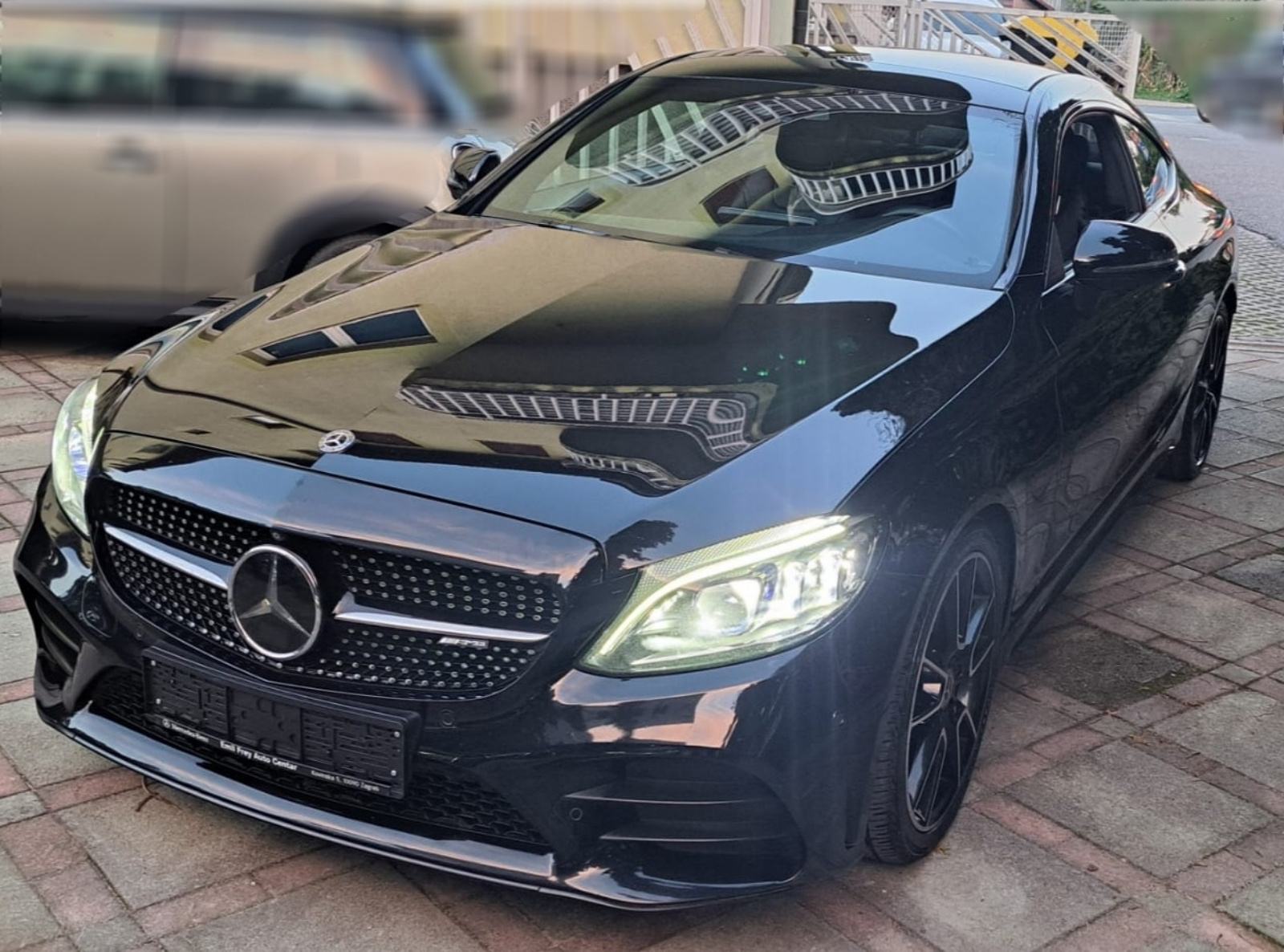 Mercedes C Coupe 220d AMG REG.1.G.,PANO,360,AUT.,AMBI,BURMESTER, fotografija 6