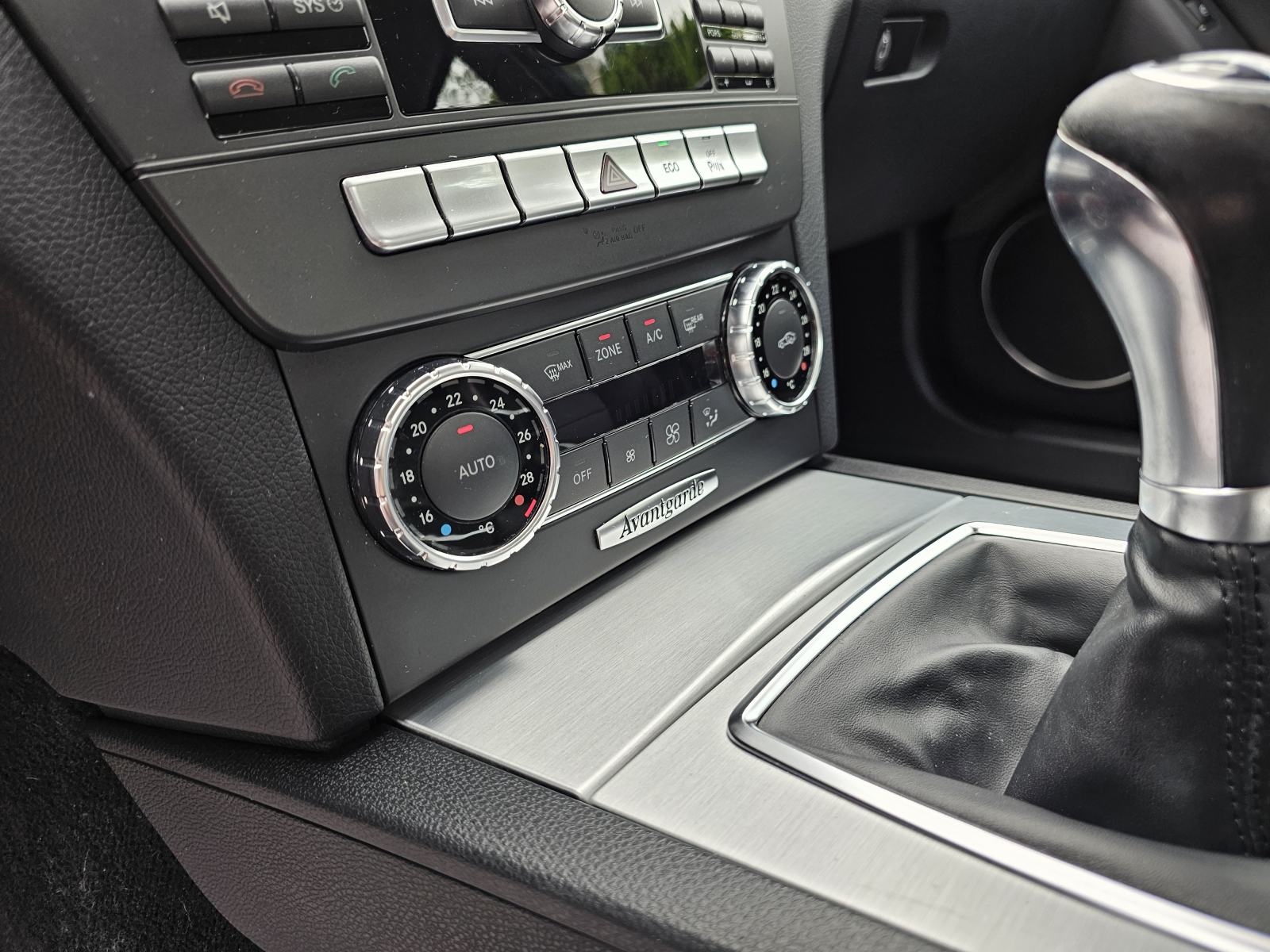 MERCEDES*C KLASA*2012.G*FACELIFT*2.2 D*AVANTGARDE*KOŽA*NAVI*9900E, fotografija 16