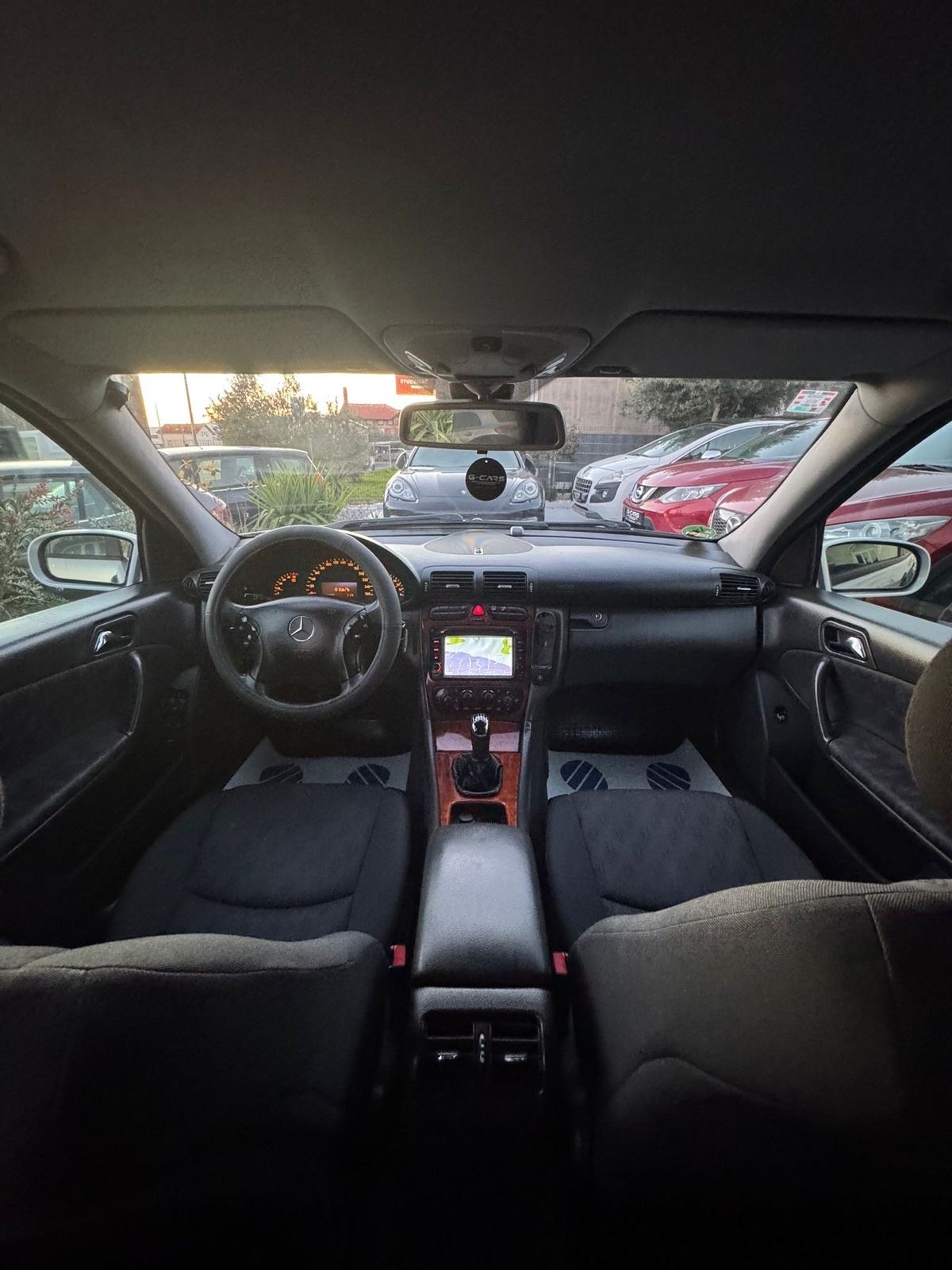 Mercedes C-klasa 220 CDI —Mod 2004—REG.GOD.DANA—NAVI—KAMERA—TOP STANJE, fotografija 13