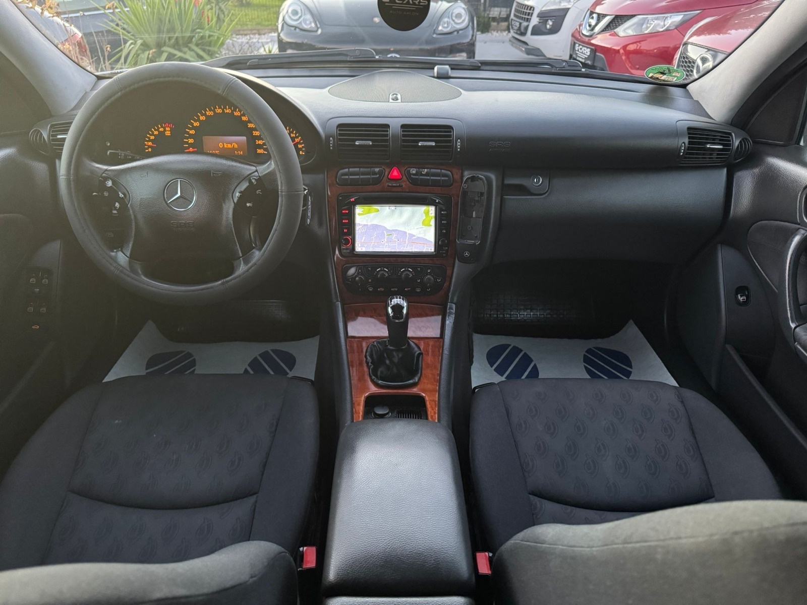 Mercedes C-klasa 220 CDI —Mod 2004—REG.GOD.DANA—NAVI—KAMERA—TOP STANJE, fotografija 14