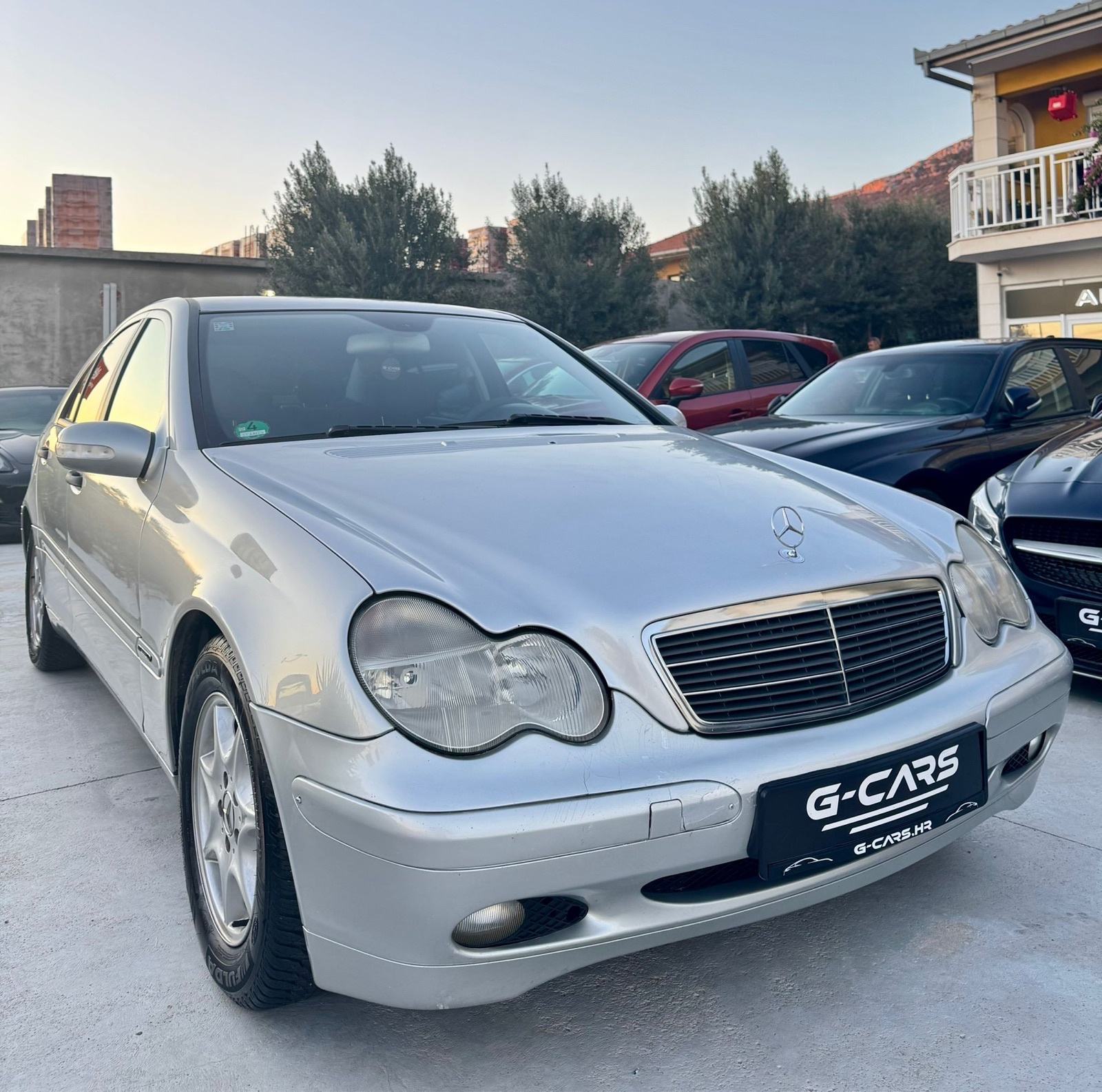 Mercedes C-klasa 220 CDI —Mod 2004—REG.GOD.DANA—NAVI—KAMERA—TOP STANJE, fotografija 11