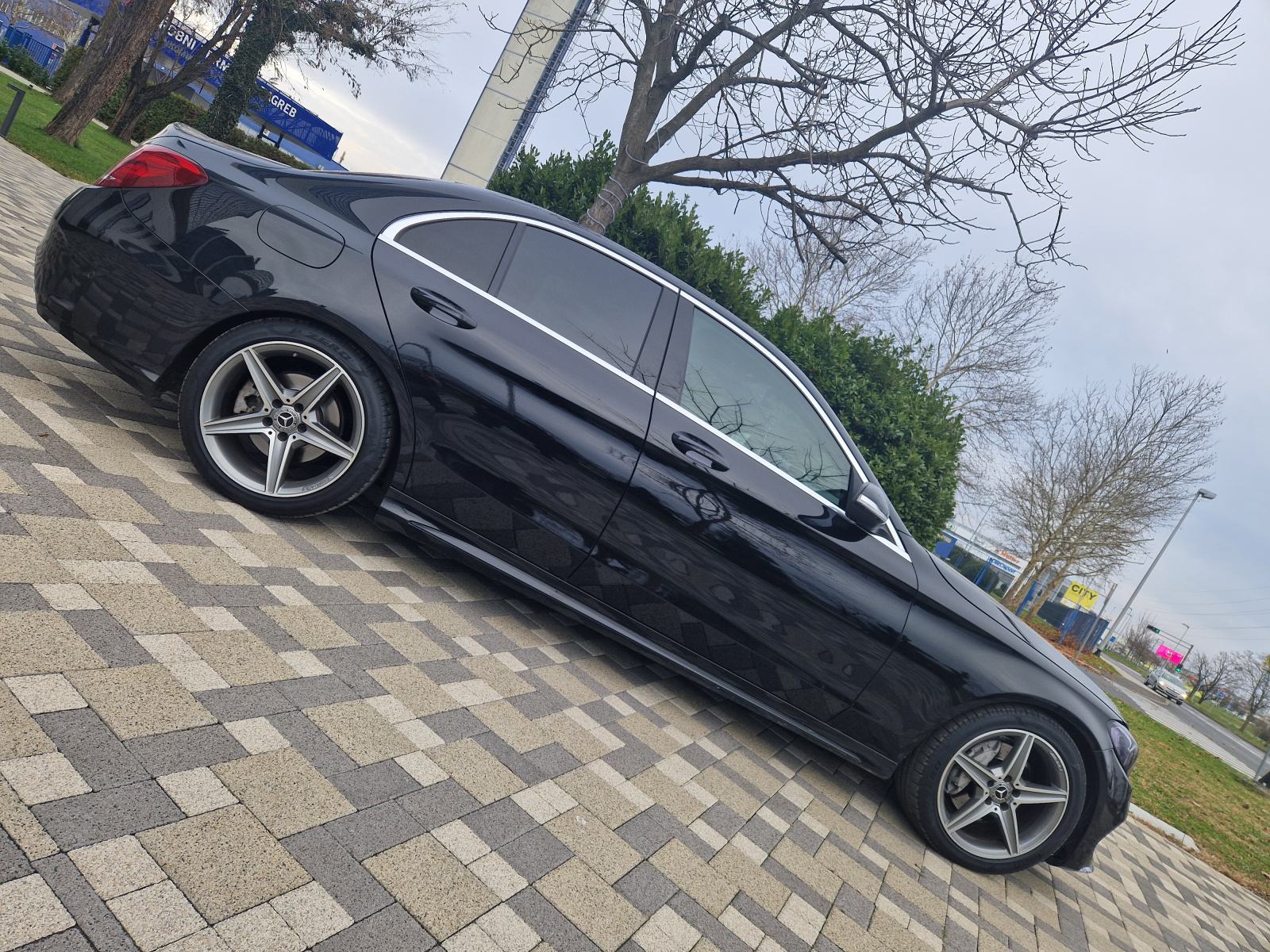 Mercedes-C-klasa 220AMG/Line,Alu18,Navigacija,Koza,Bi-Xenon Kredit-Zam, fotografija 7