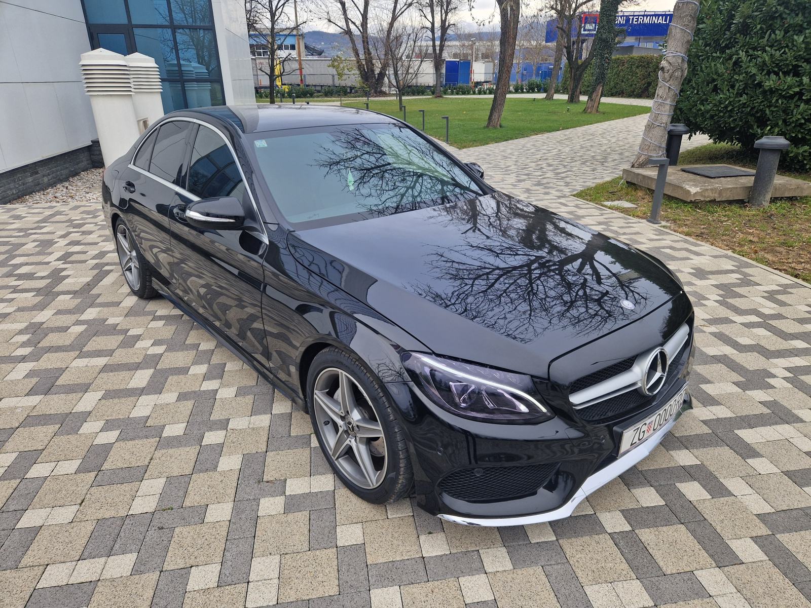 Mercedes-C-klasa 220AMG/Line,Alu18,Navigacija,Koza,Bi-Xenon Kredit-Zam, pogled izvana - slika 3