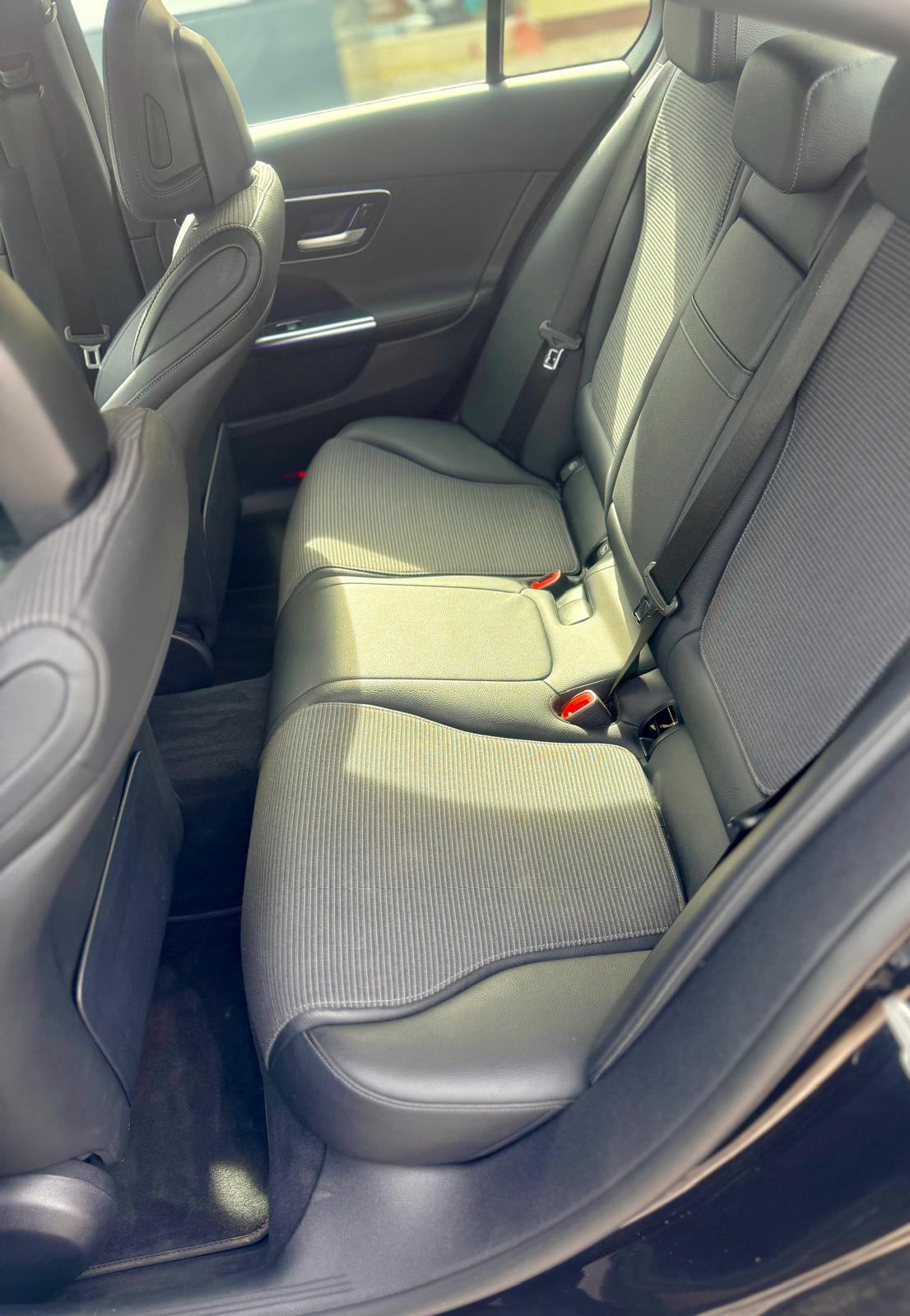 Mercedes C-klasa 220d AVANTGARDE ⭐️ KUPLJEN U HR ⭐️, fotografija 8