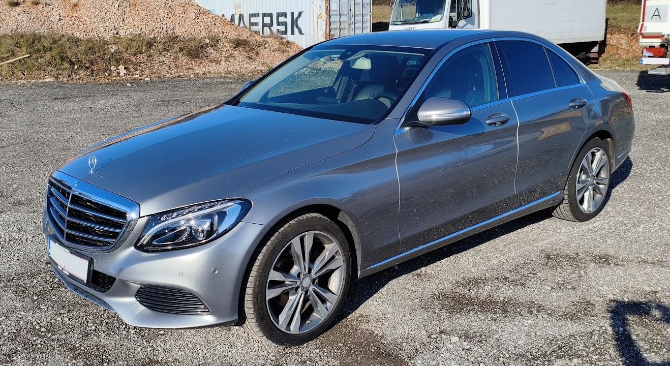 Mercedes C180 (175.000 km, reg. do 7.2027., 2015. godište), pogled izvana - slika 2