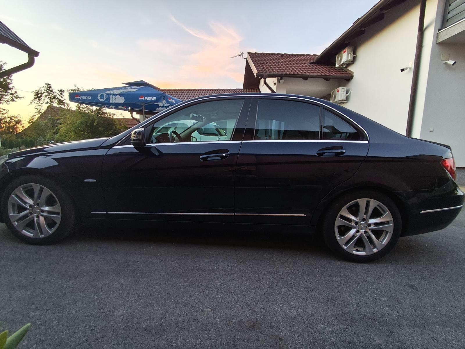 Mercedes-Benz C200 CDI 2.2 | Elegance | Blind Spot | Lane Assist, fotografija 6