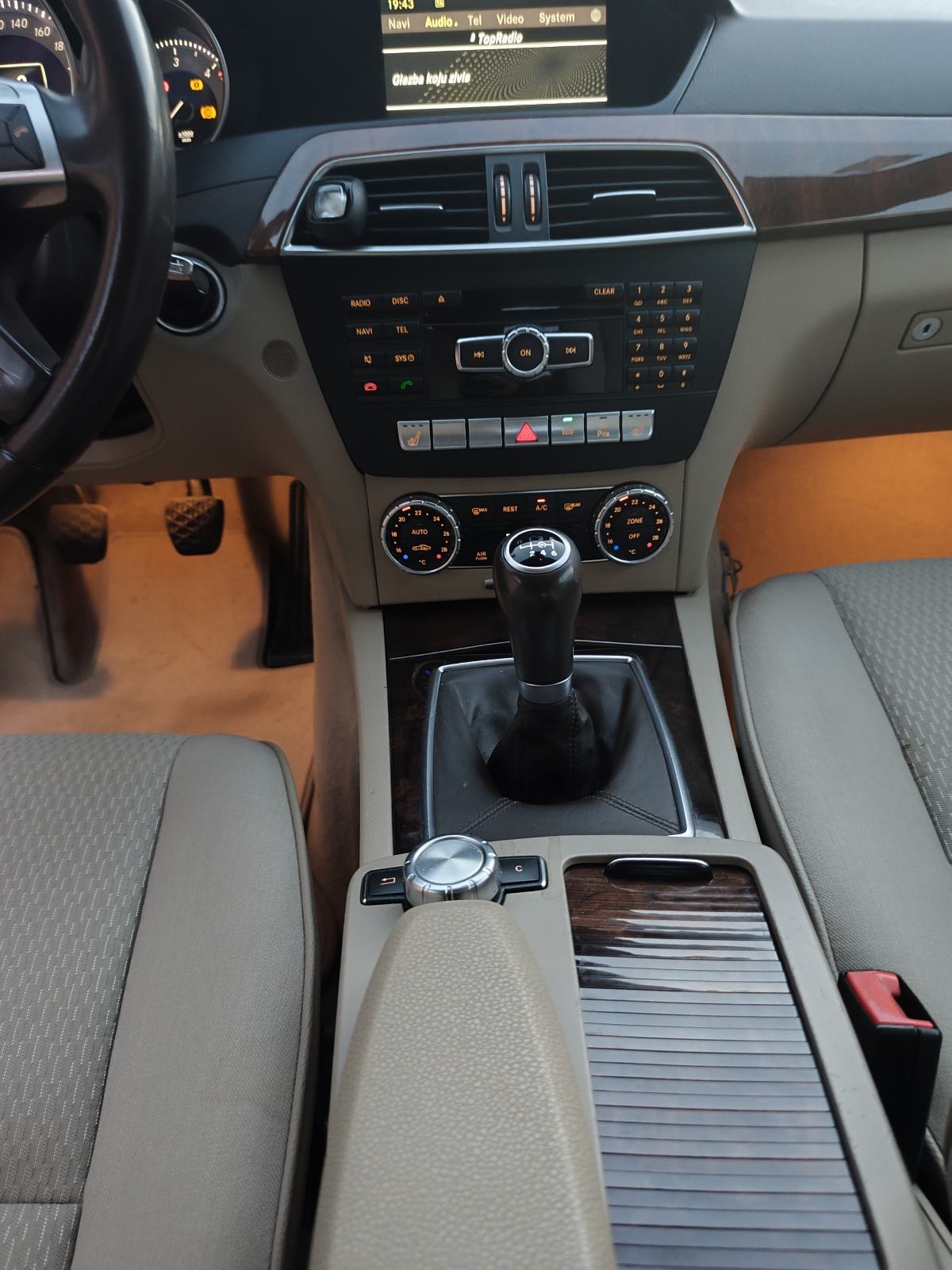Mercedes-Benz C200 CDI 2.2 | Elegance | Blind Spot | Lane Assist, fotografija 14