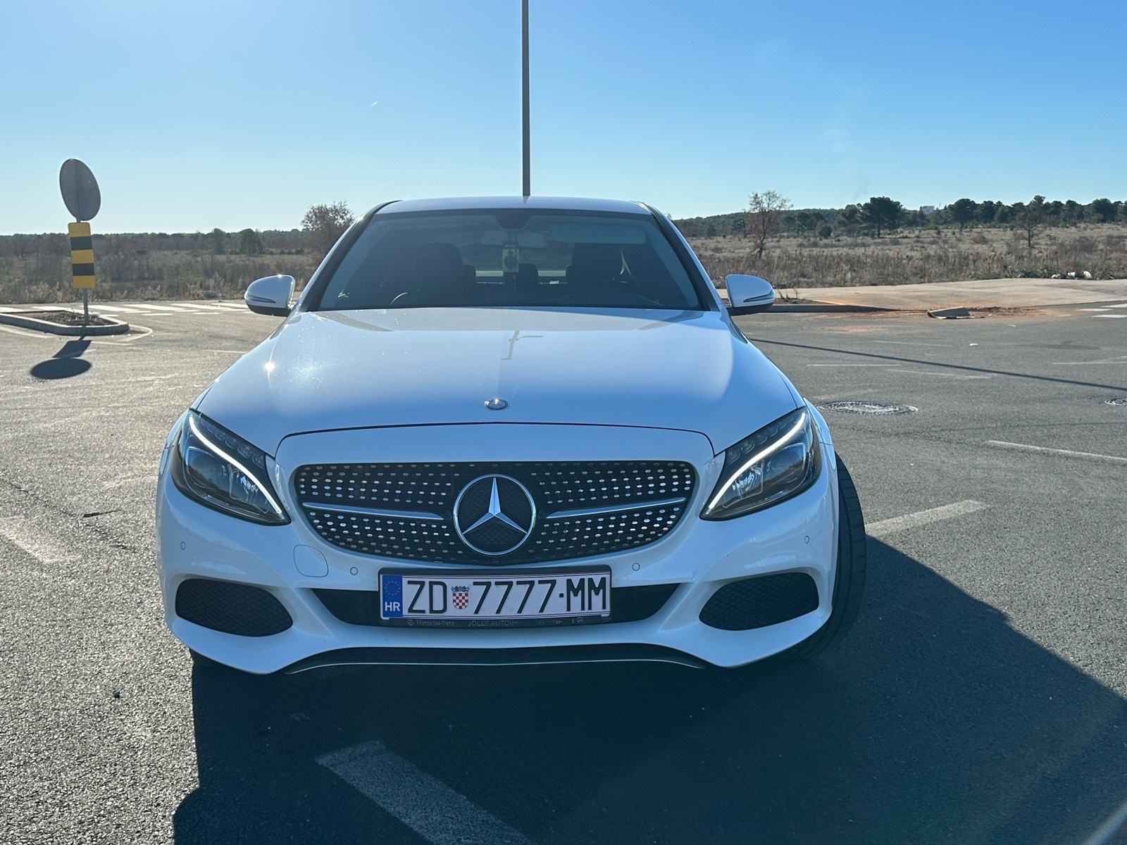 Mercedes C220 D 2016, fotografija 2