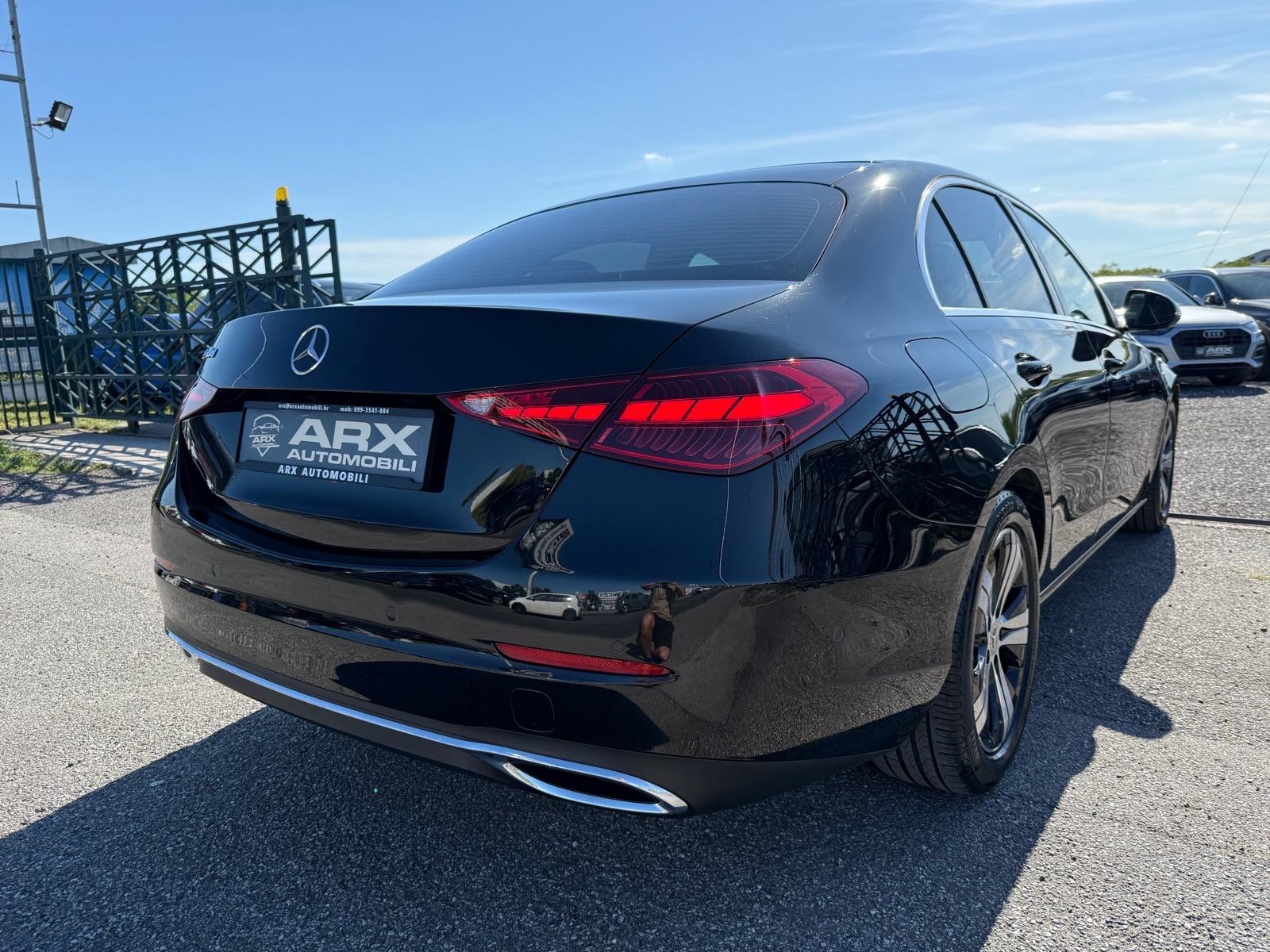 Mercedes C220D AUTOMATIK °WIDESCREEN°KOŽA°KAMERA°LEASING BEZ UČEŠĆA, fotografija 6