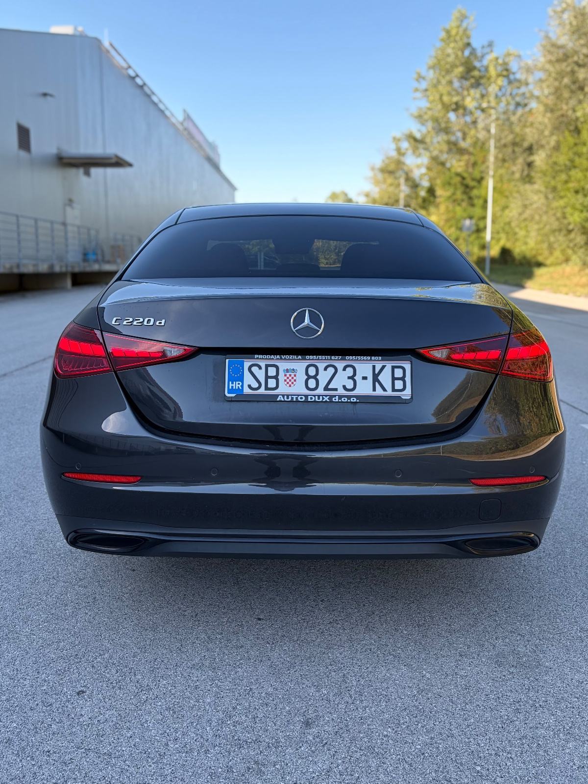 MERCEDES C220D AVANGARDE PREMIUM PLUS|HEAD-UP|KOŽA|KAMERA|RADAR, fotografija 5