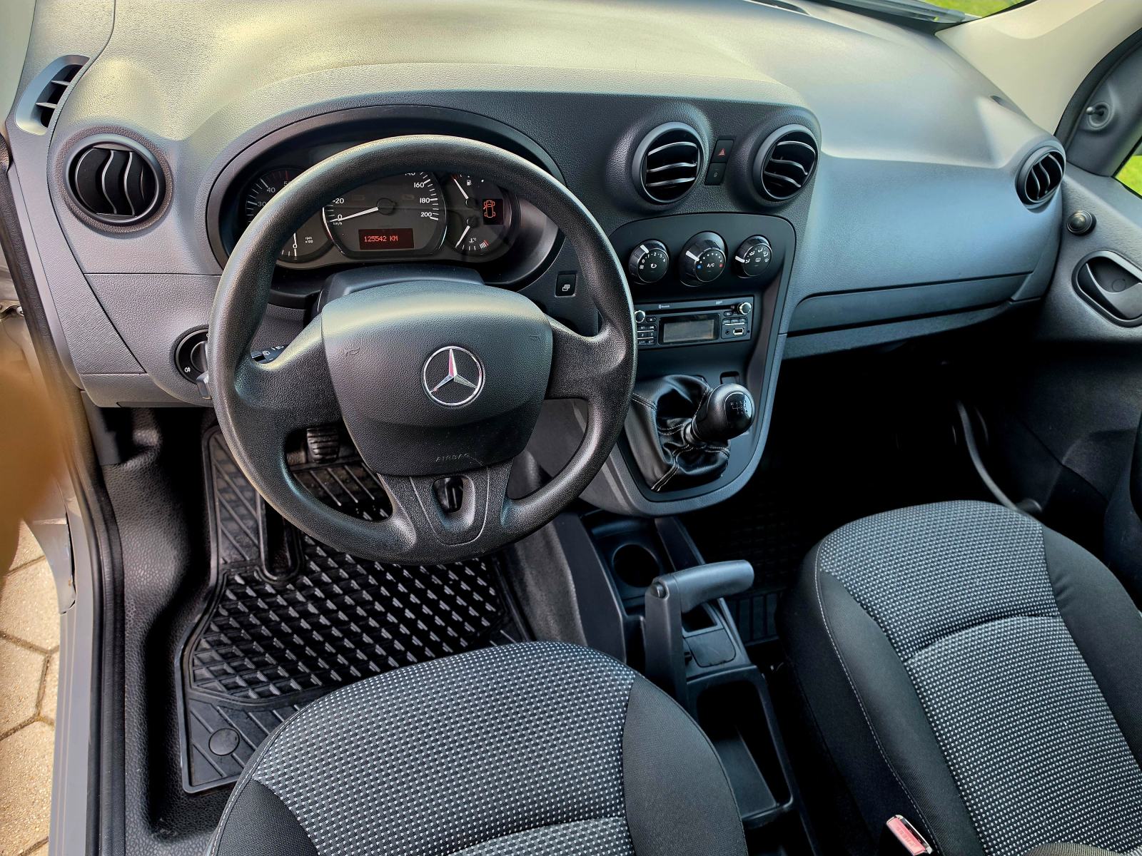 Mercedes Citan 1.5 CDI,,ODLIČAN,,SERVISNA,,125542KM, fotografija 9
