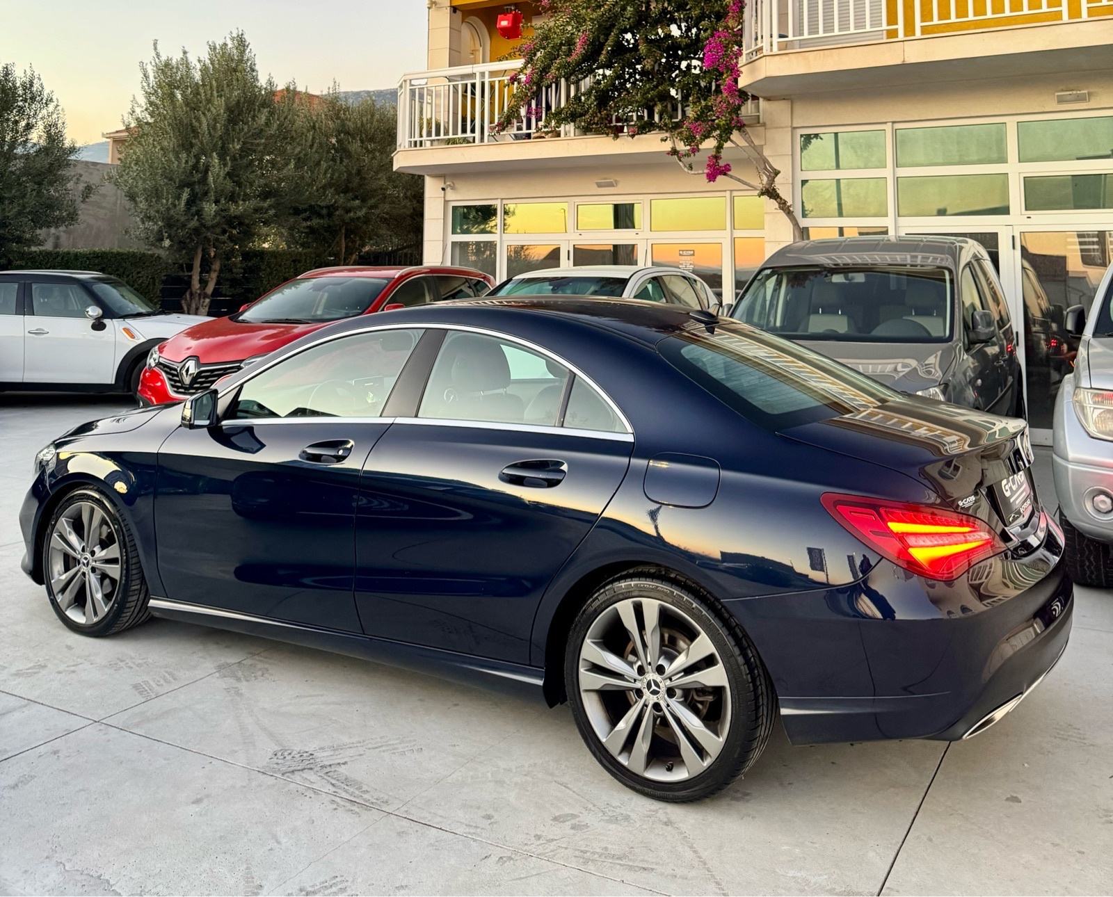 Mercedes CLA 180d AUTOMATIK—Mod 2018 FACELIFT—FULL LED—KOŽA—NAV—KAMERA, fotografija 13