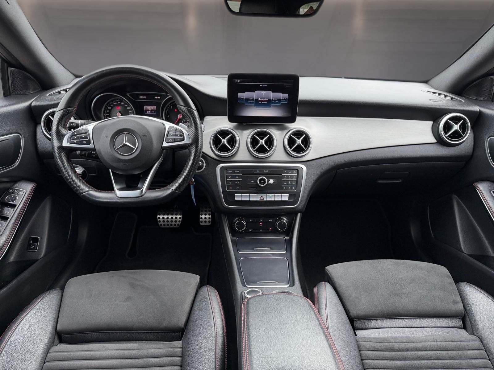 MERCEDES CLA 200 D AMG✔️LED✔️AUTOMATIK✔️MALI SERVIS ✔OBROČNA OTPLATA, fotografija 15
