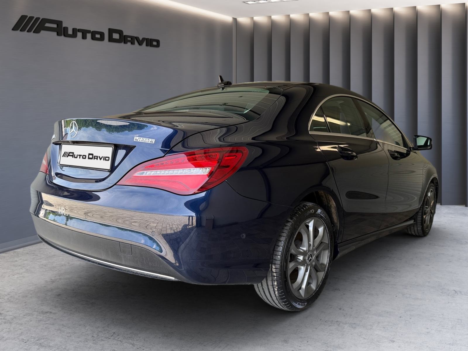 MERCEDES CLA 200 D ✔️ LED ✔️ DUPLE GUME ✔️MALI SERVIS ✔OBROČNA OTPLATA, fotografija 5