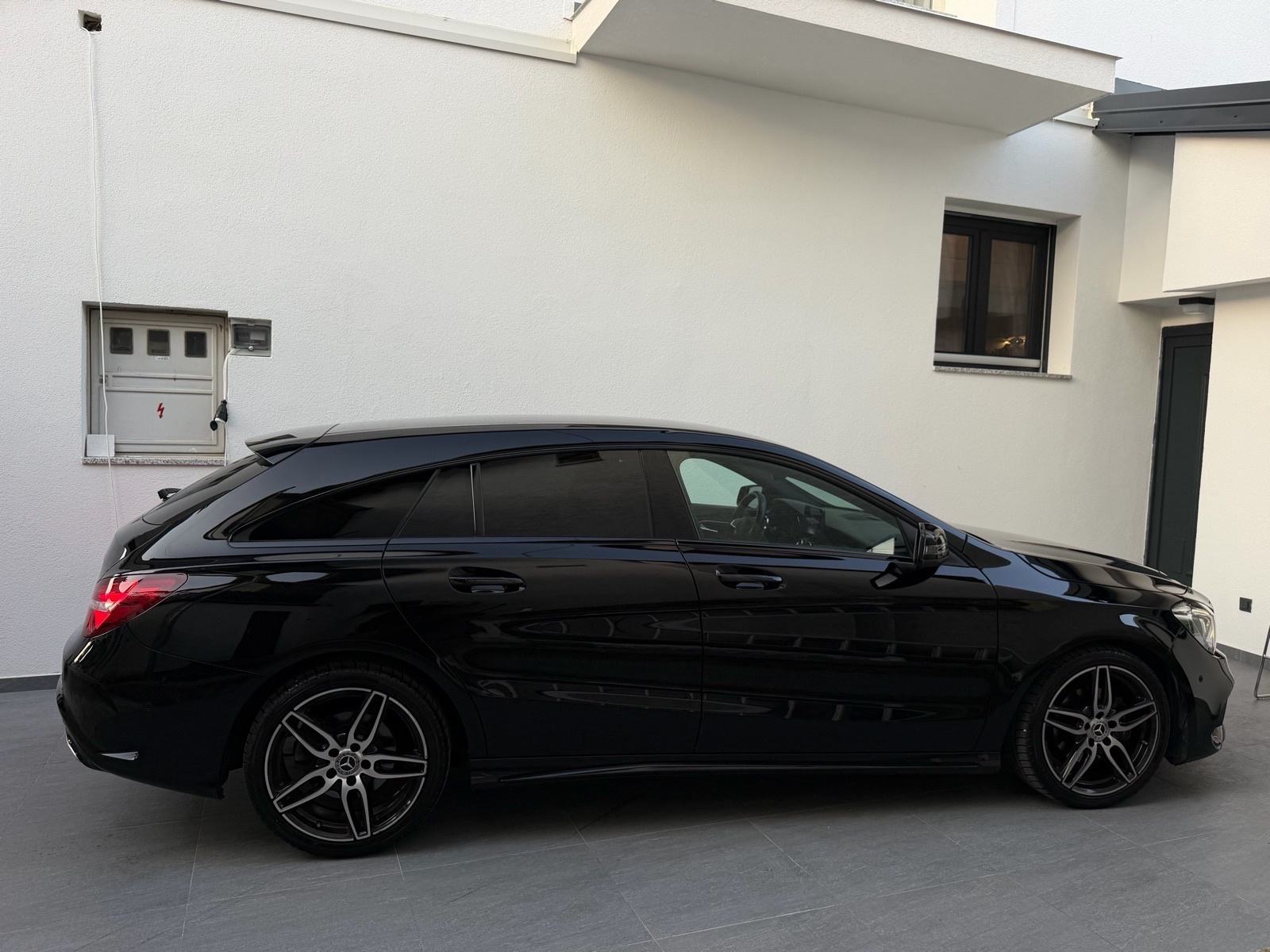 Mercedes CLA 200d AMG automatik-1. Vlasnik-Jamstvo-Leasing, fotografija 7