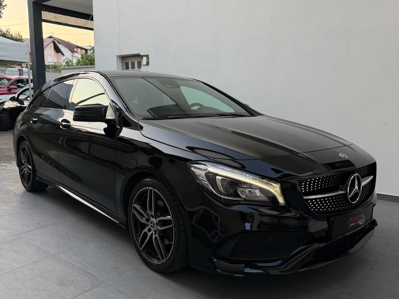Mercedes CLA 200d AMG automatik-1. Vlasnik-Jamstvo-Leasing, fotografija 2