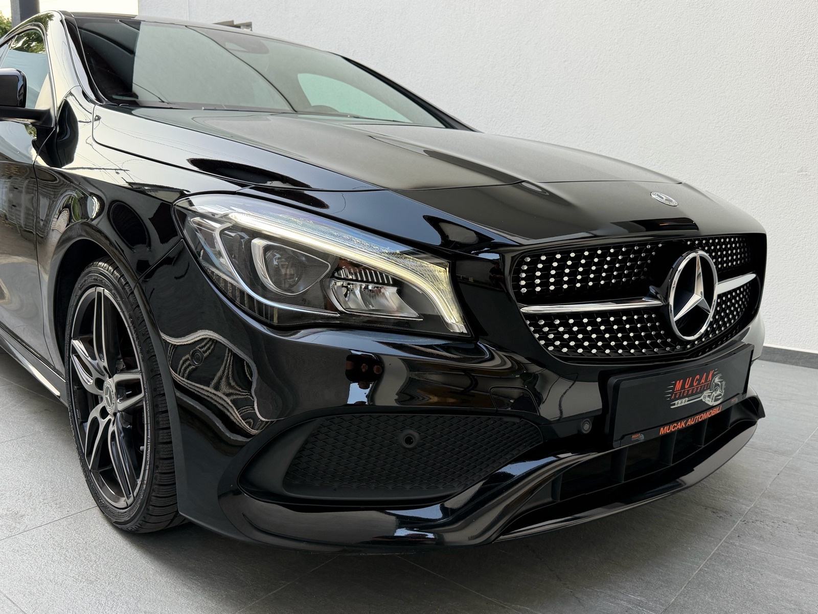Mercedes CLA 200d AMG automatik-1. Vlasnik-Jamstvo-Leasing, fotografija 11