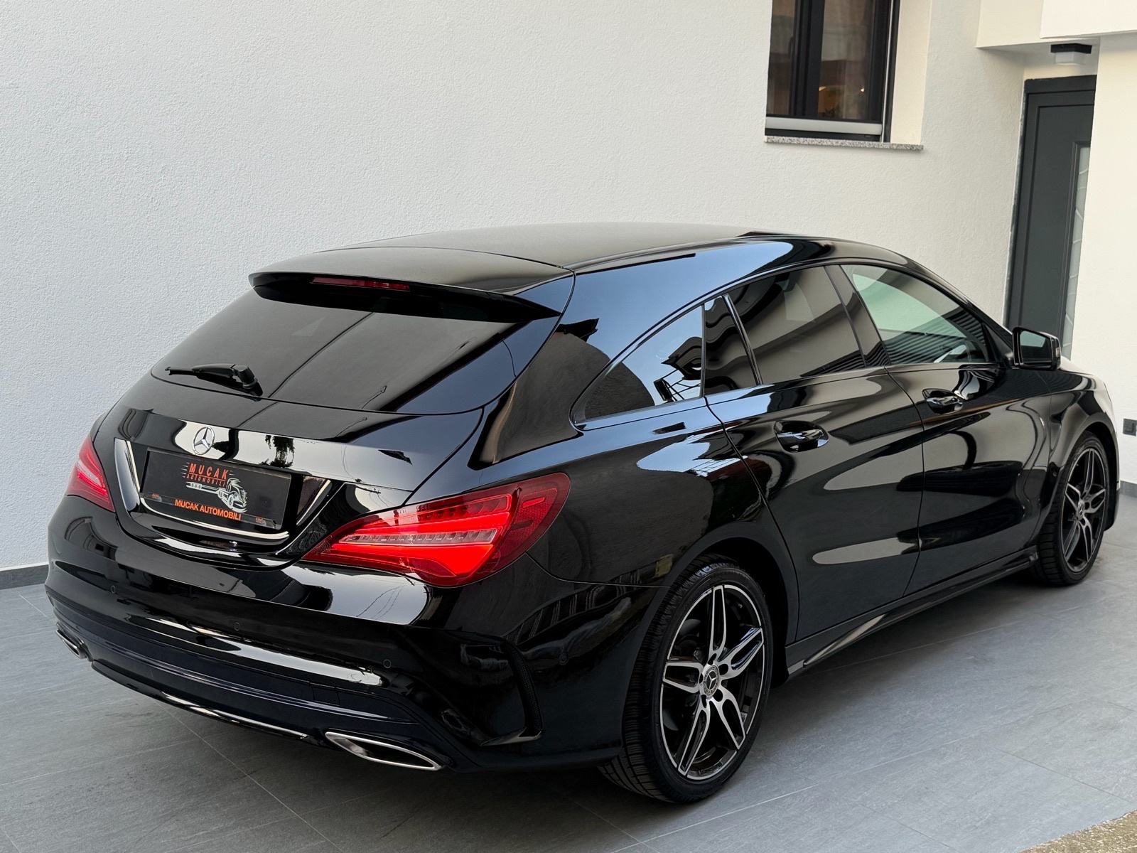 Mercedes CLA 200d AMG automatik-1. Vlasnik-Jamstvo-Leasing, fotografija 6