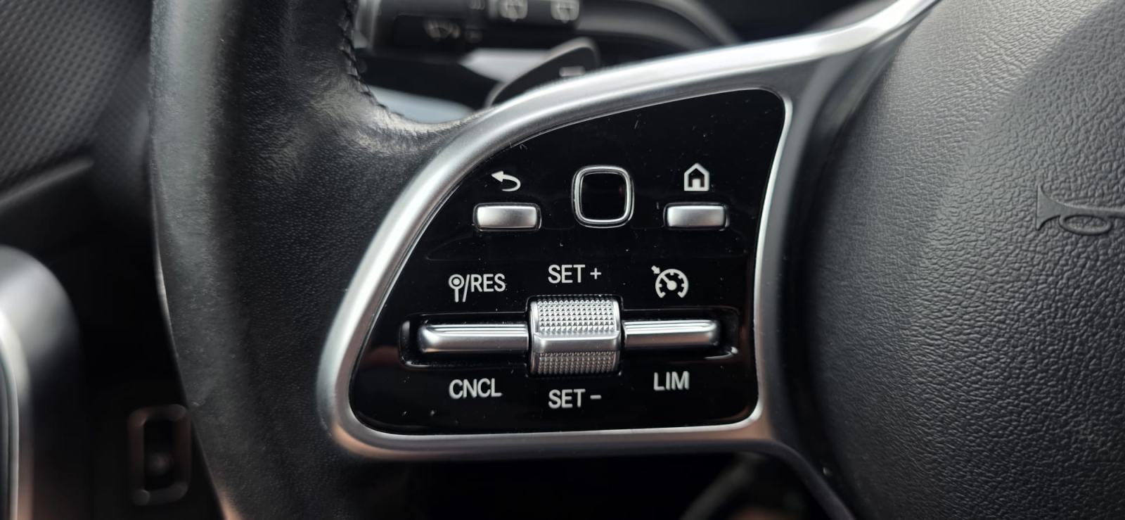 Mercedes CLA 200d SHOOTING BRAKE, F1 AUT, VIRTUAL, FULL LED, KAM..., fotografija 17