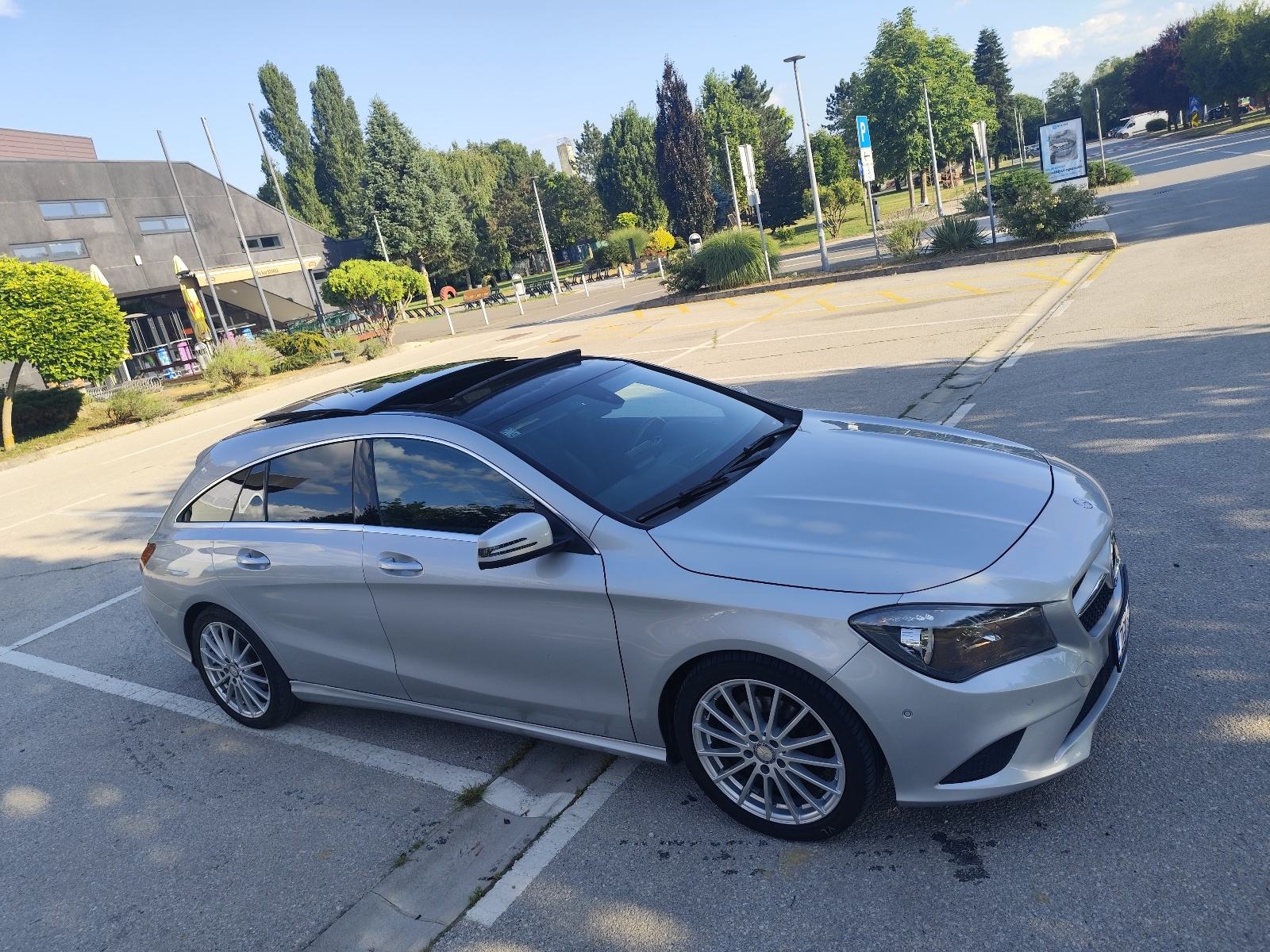 Mercedes CLA 2016 g AMG Line 200. Reg 1 god. Shooting.Panorama, fotografija 2