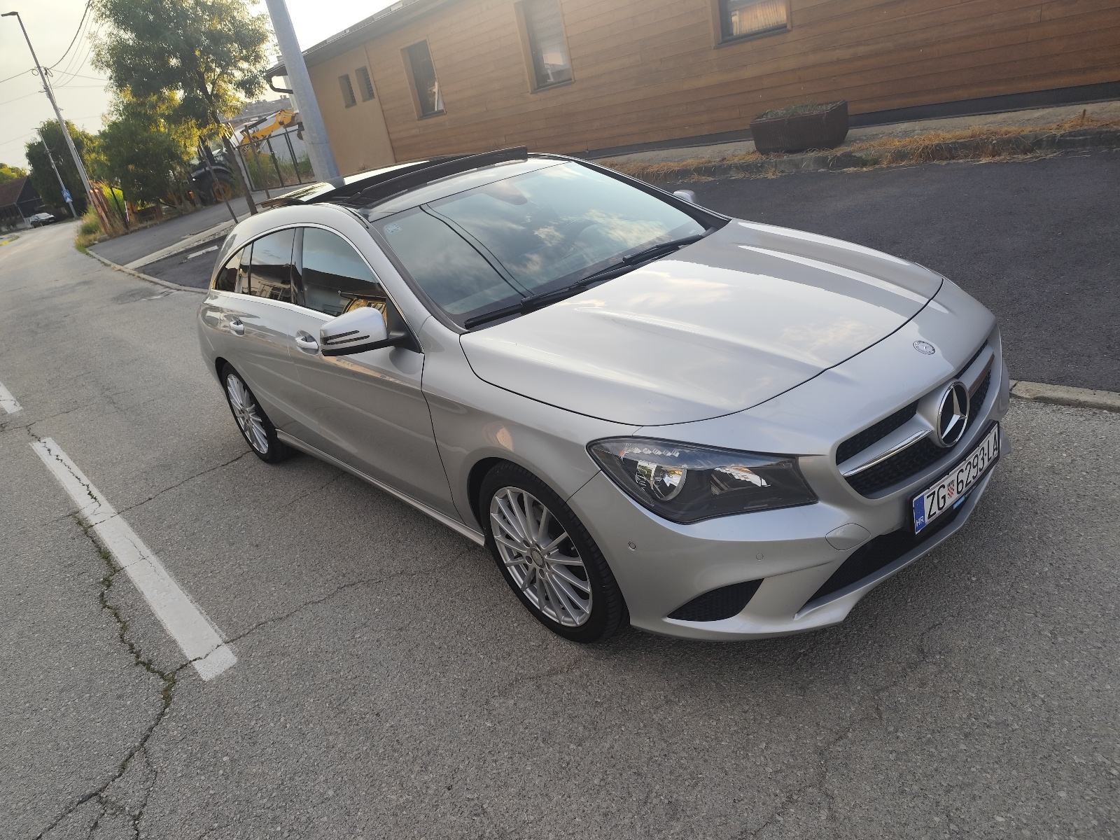 Mercedes CLA 2016 g AMG Line 200. Reg 1 god. Shooting.Panorama, fotografija 10