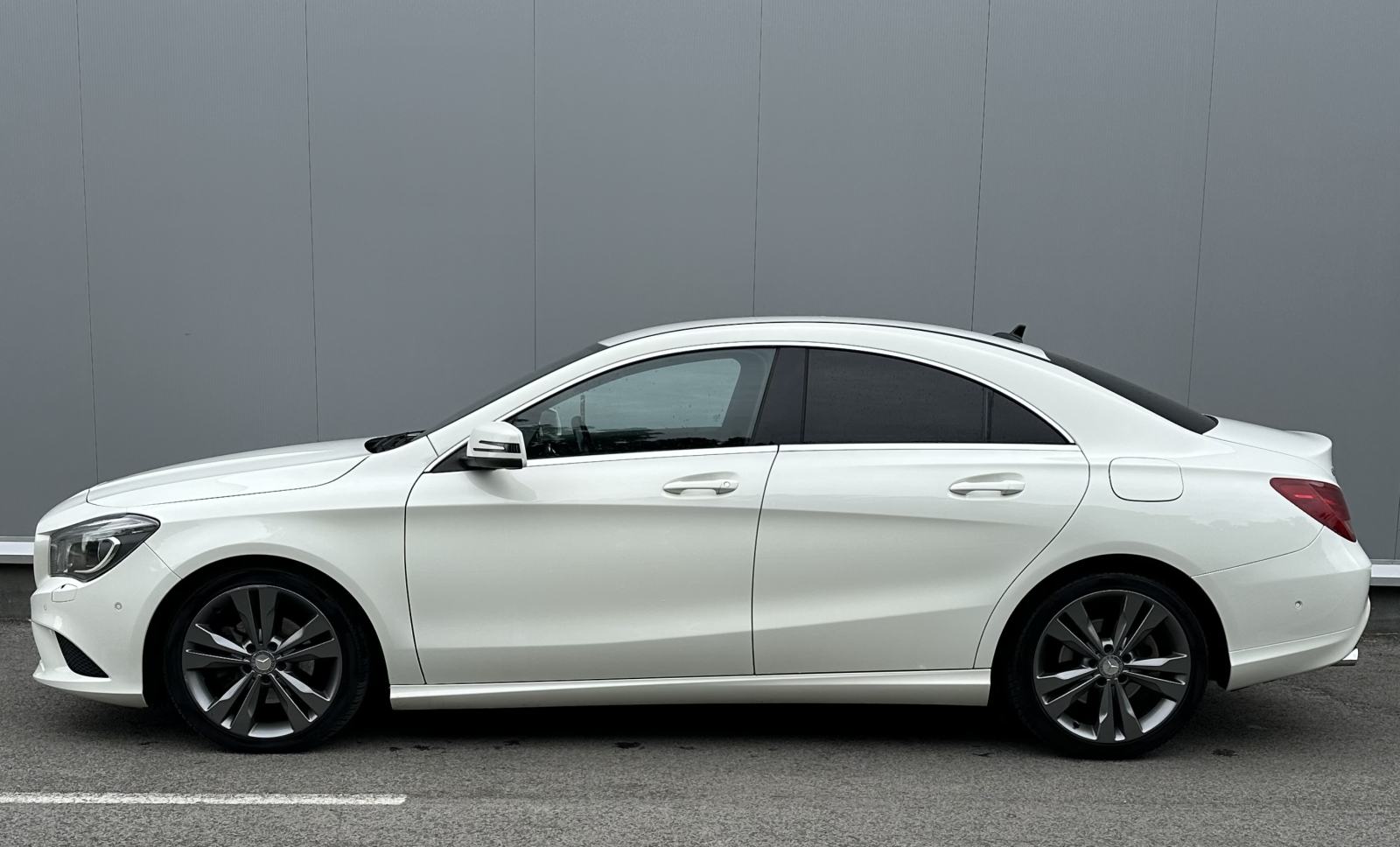 MERCEDES CLA 220 CDI AUTOMATIK • AMG LINE • KAMERA • NAVI • HR AUTO, fotografija 7