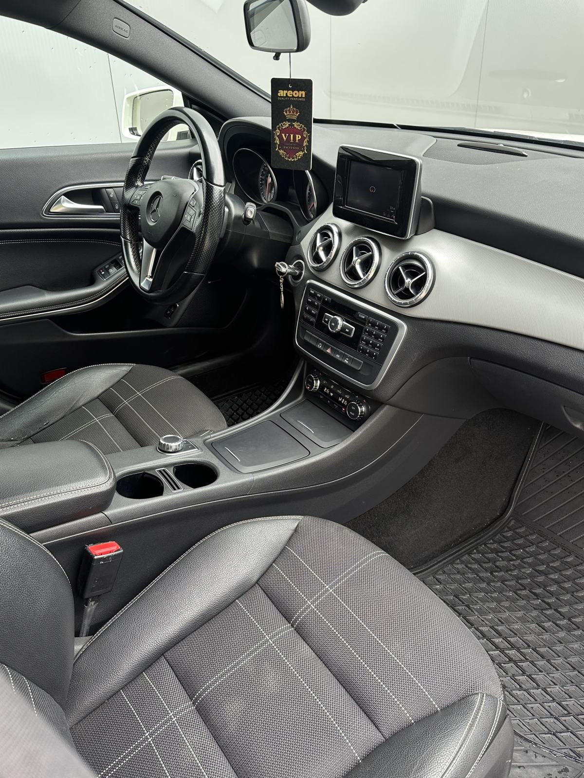 MERCEDES CLA 220 CDI AUTOMATIK • AMG LINE • KAMERA • NAVI • HR AUTO, fotografija 10