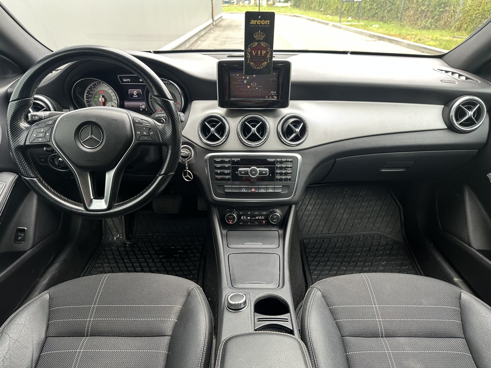 MERCEDES CLA 220 CDI AUTOMATIK • AMG LINE • KAMERA • NAVI • HR AUTO, fotografija 12