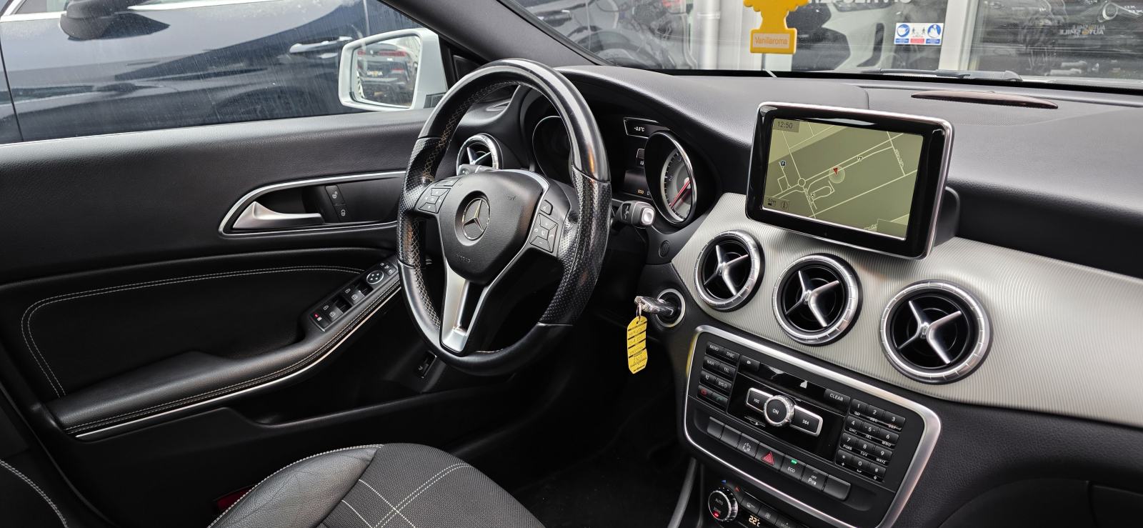 Mercedes CLA 220CDI, 125KW, F1 AUT, EL.PANO, BI-XENON, NAVI, TEMP, KAM, fotografija 20