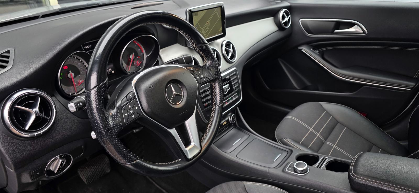 Mercedes CLA 220CDI, 125KW, F1 AUT, EL.PANO, BI-XENON, NAVI, TEMP, KAM, fotografija 10