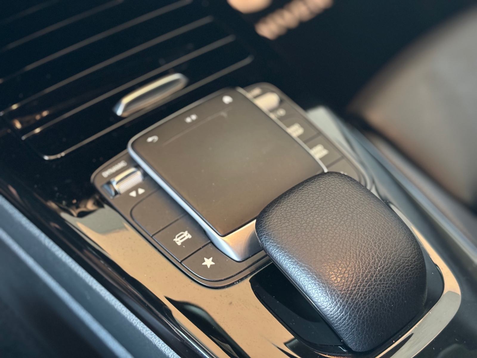 Mercedes CLA200d Progressive Aut. - LED, park. senzori, fotografija 13