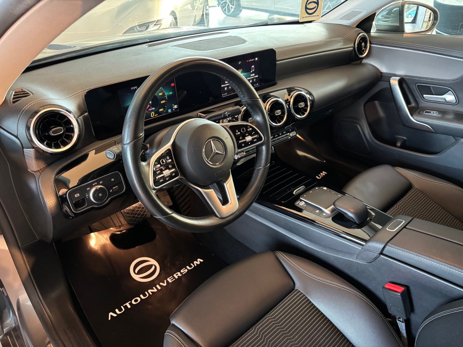 Mercedes CLA200d Progressive Aut. - LED, park. senzori, fotografija 7