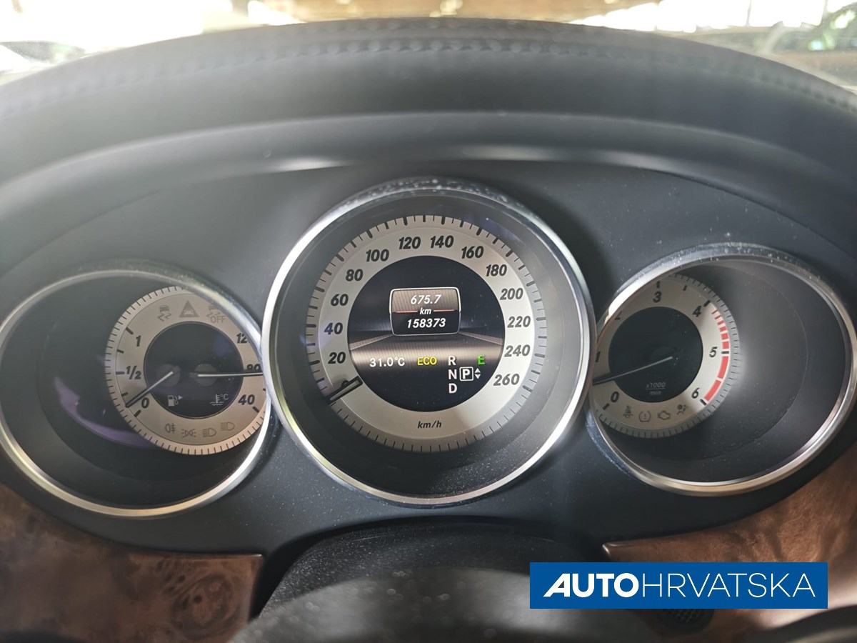 MERCEDES CLS 350 CDI 4MATIC - Uslužna prodaja, 18.890,00 €, fotografija 20