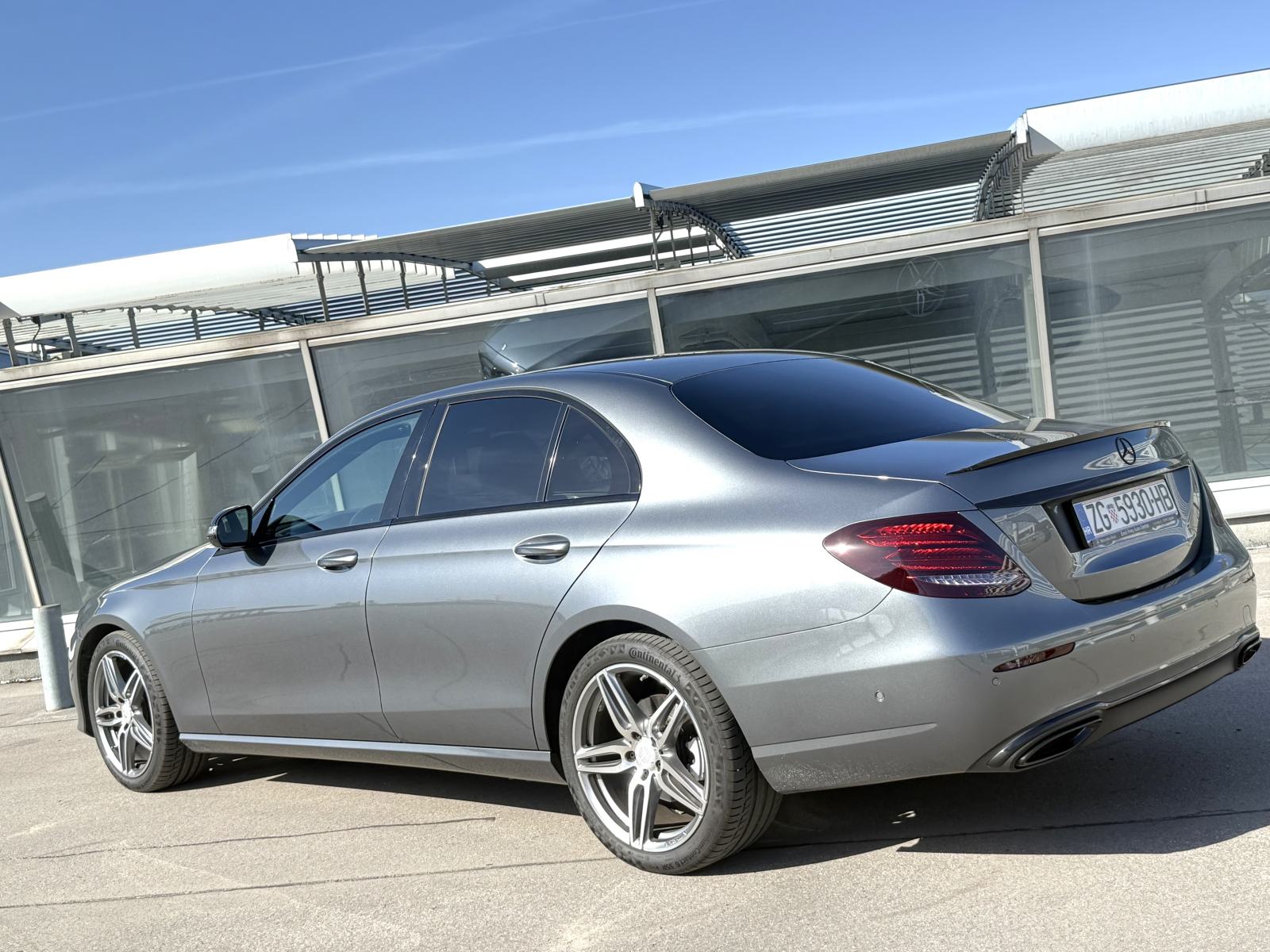 MERCEDES E-220CDI*AUTOMATIC*F1*143KS/195*REG 12/26* AVANGARDE* HR AUTO, fotografija 3
