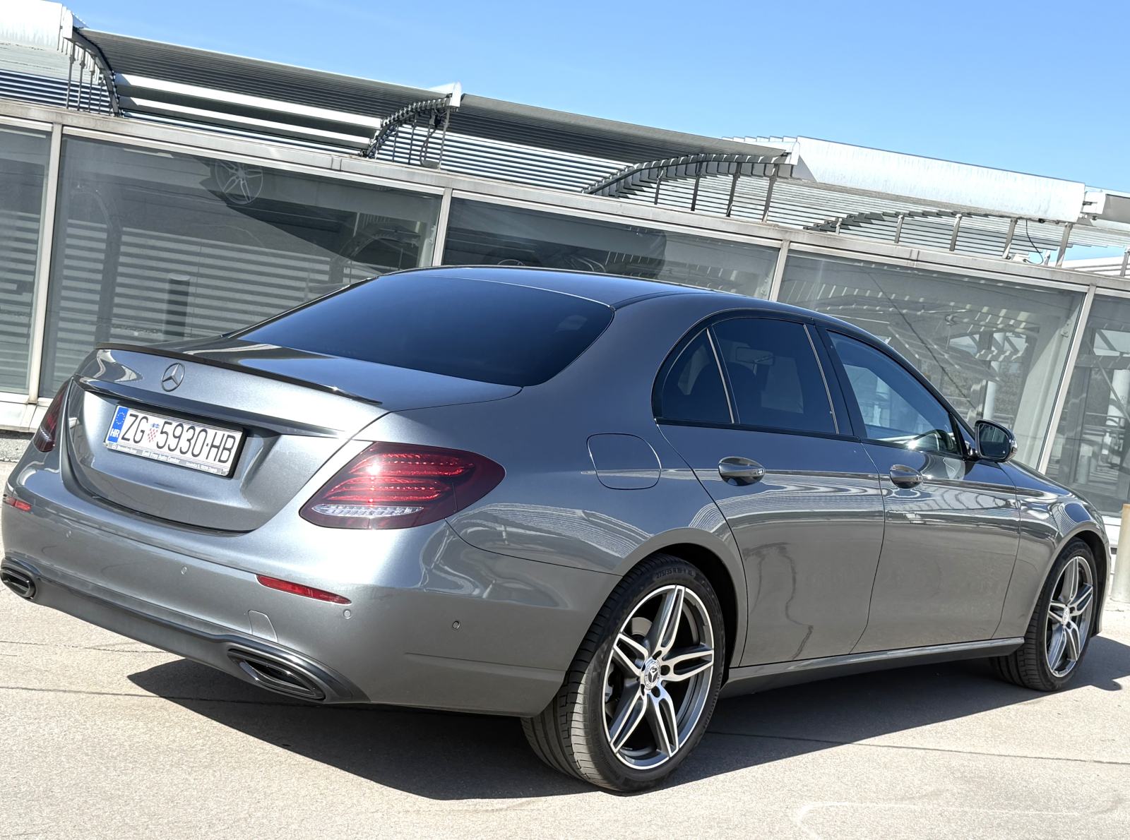 MERCEDES E-220CDI*AUTOMATIC*F1*143KS/195*REG 12/26* AVANGARDE* HR AUTO, fotografija 5