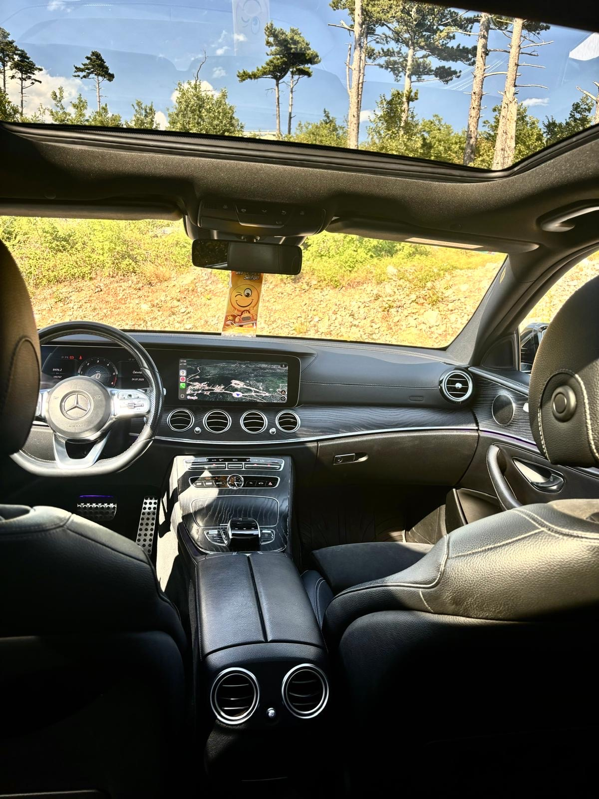 MERCEDES E 220d-AMG-2019-WIDESCREEN-PANORAMA-NOVE LJETNE GUME, fotografija 9