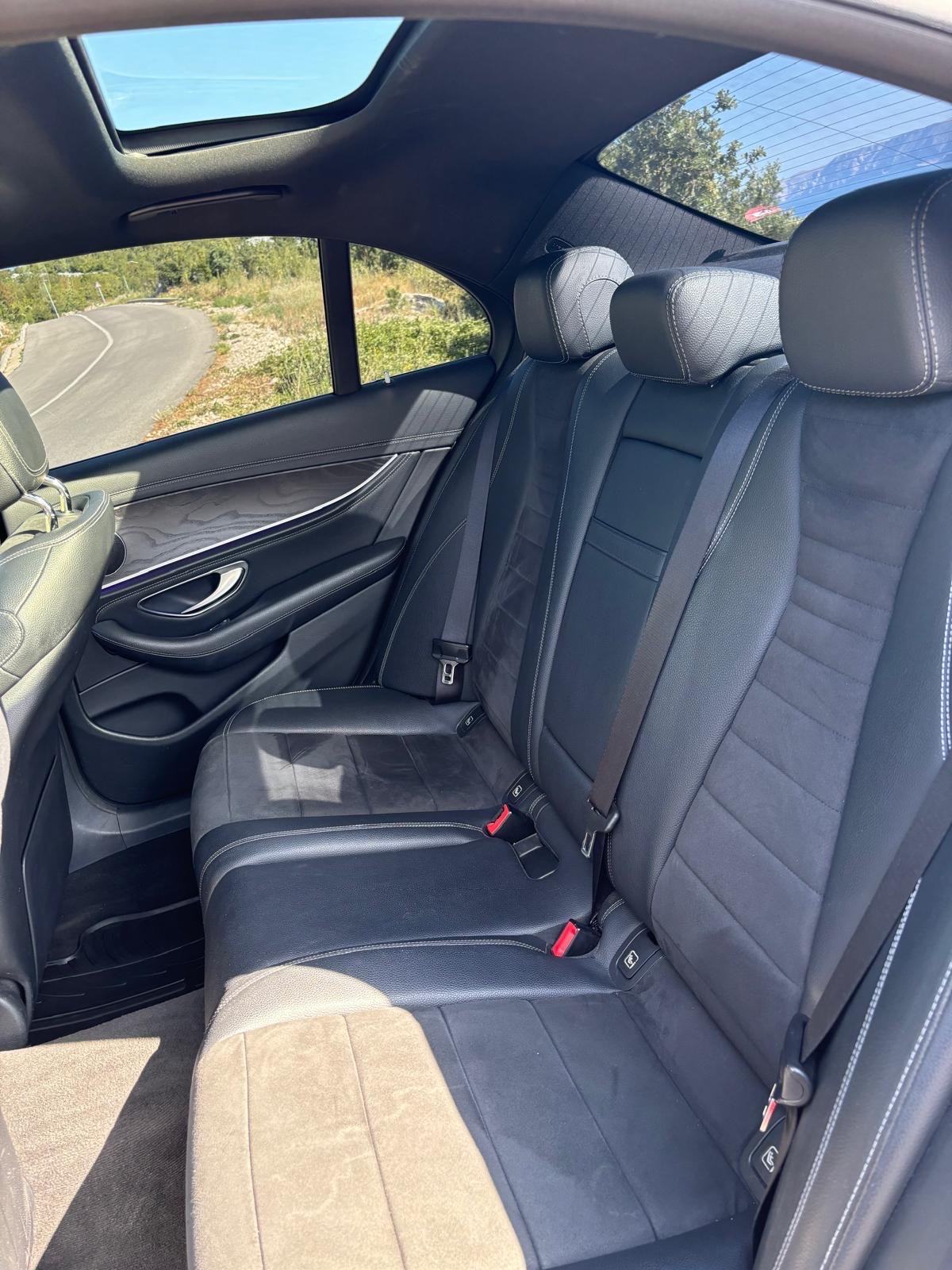 MERCEDES E 220d-AMG-2019-WIDESCREEN-PANORAMA-NOVE LJETNE GUME, fotografija 12