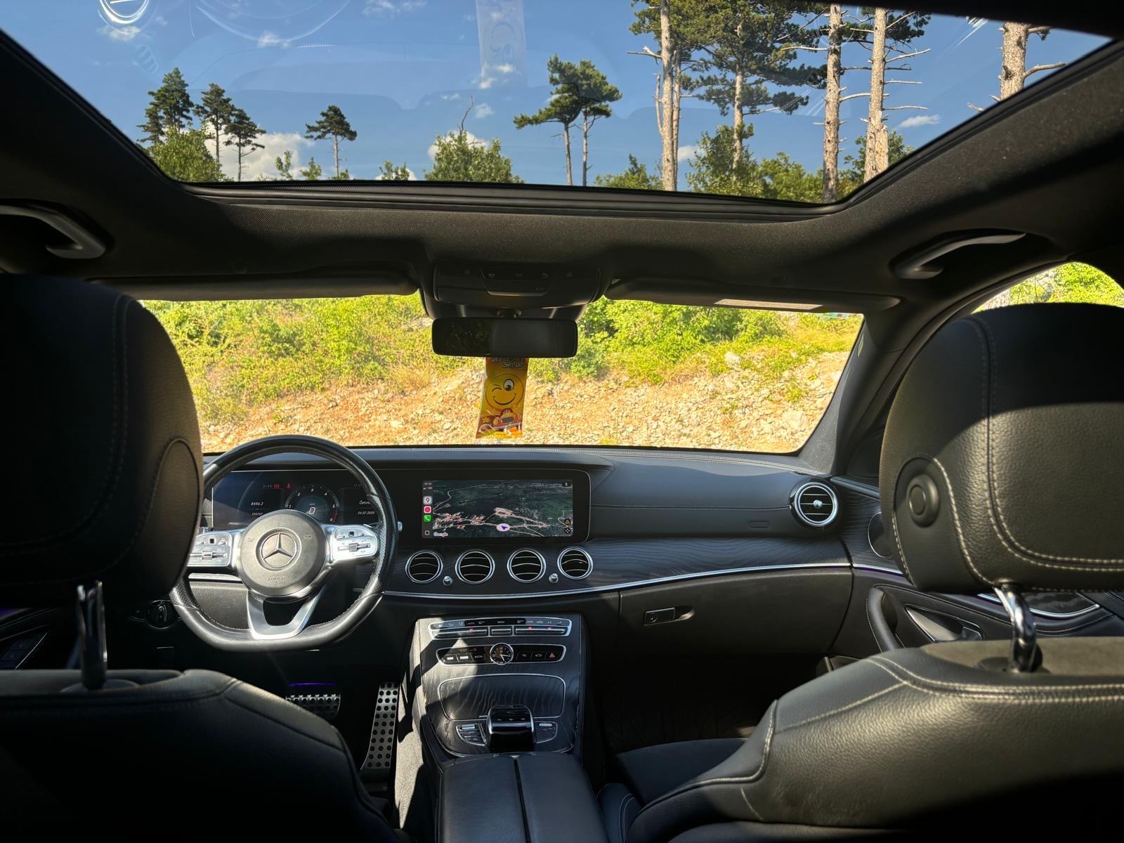MERCEDES E 220d-AMG-2019-WIDESCREEN-PANORAMA-NOVE LJETNE GUME, fotografija 15