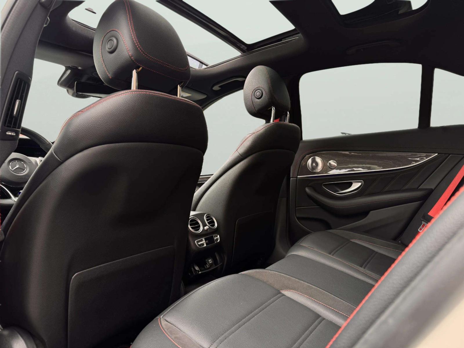 MERCEDES E 43 AMG 4MATIC Aut. * PANORAMA*REG.*MULTIBEAM**360**, fotografija 17
