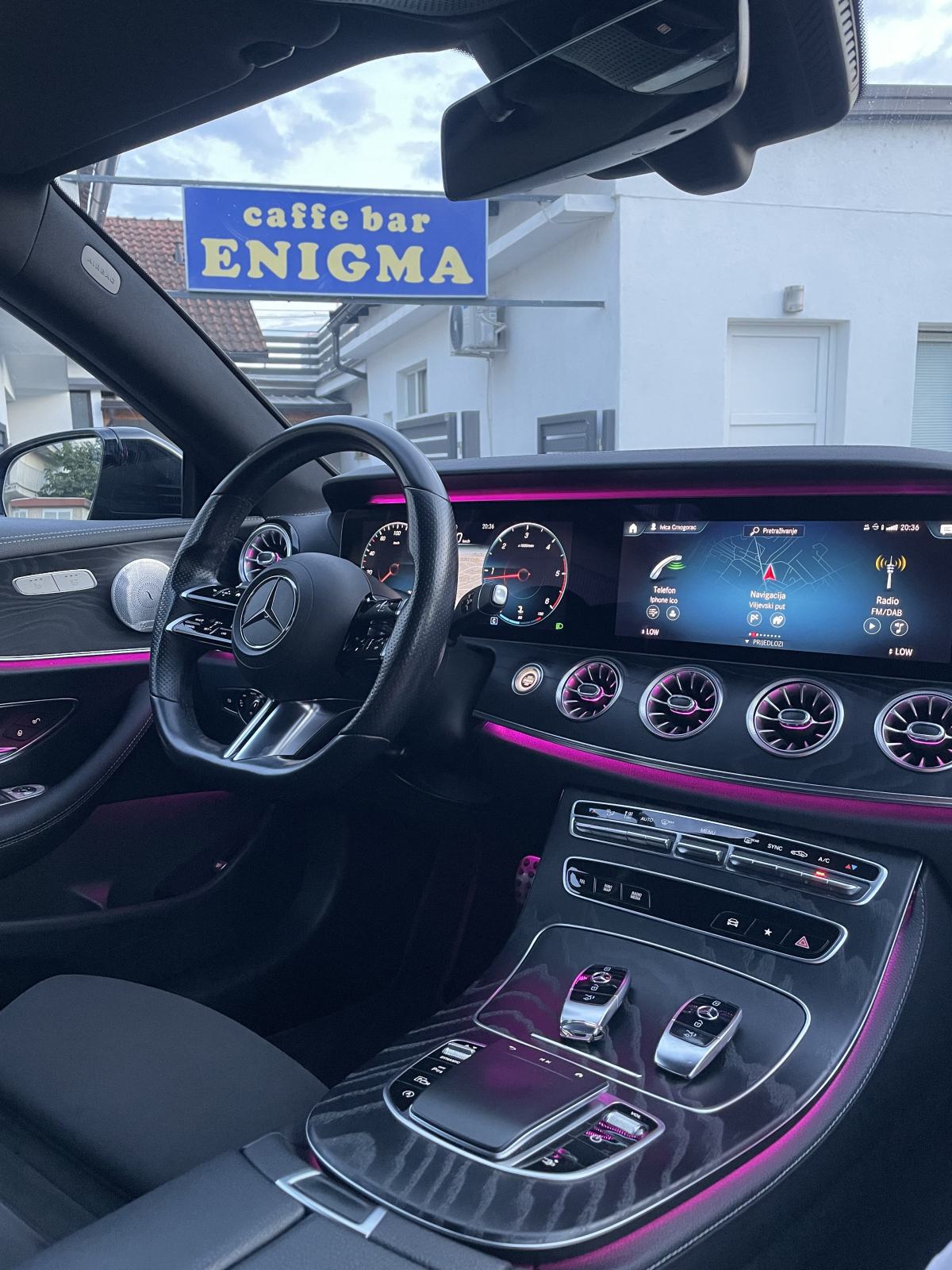 MERCEDES E-COUPE 220d *AMG* PANORAMA/MULTI BEAM/NIGHT PAKET/MASAZA, fotografija 11