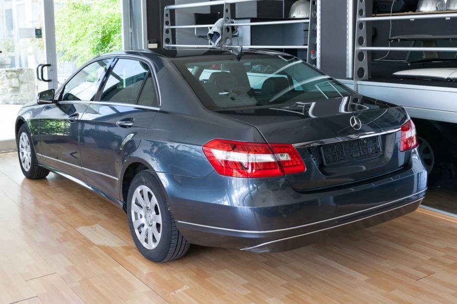 Mercedes E klasa 200CDI automatik, samo 206000km/AKCIJSKA CIJENA, fotografija 5