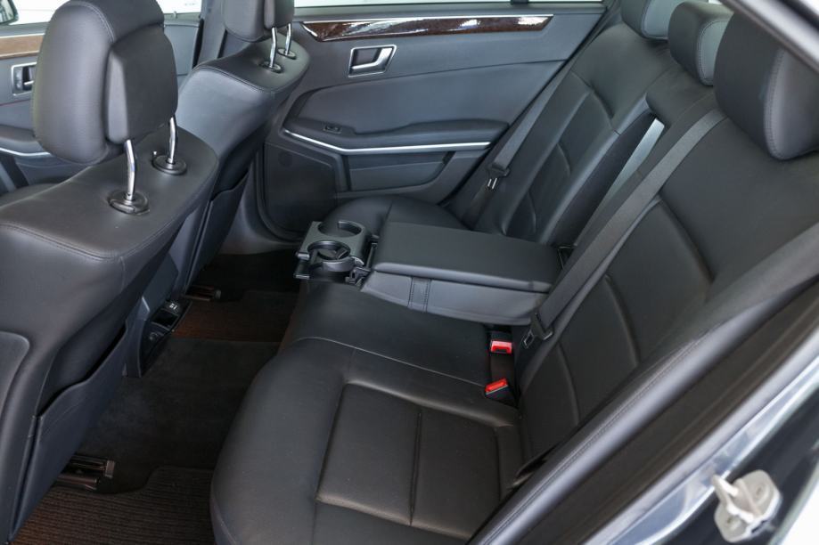 Mercedes E klasa 200CDI automatik, samo 206000km/AKCIJSKA CIJENA, fotografija 14