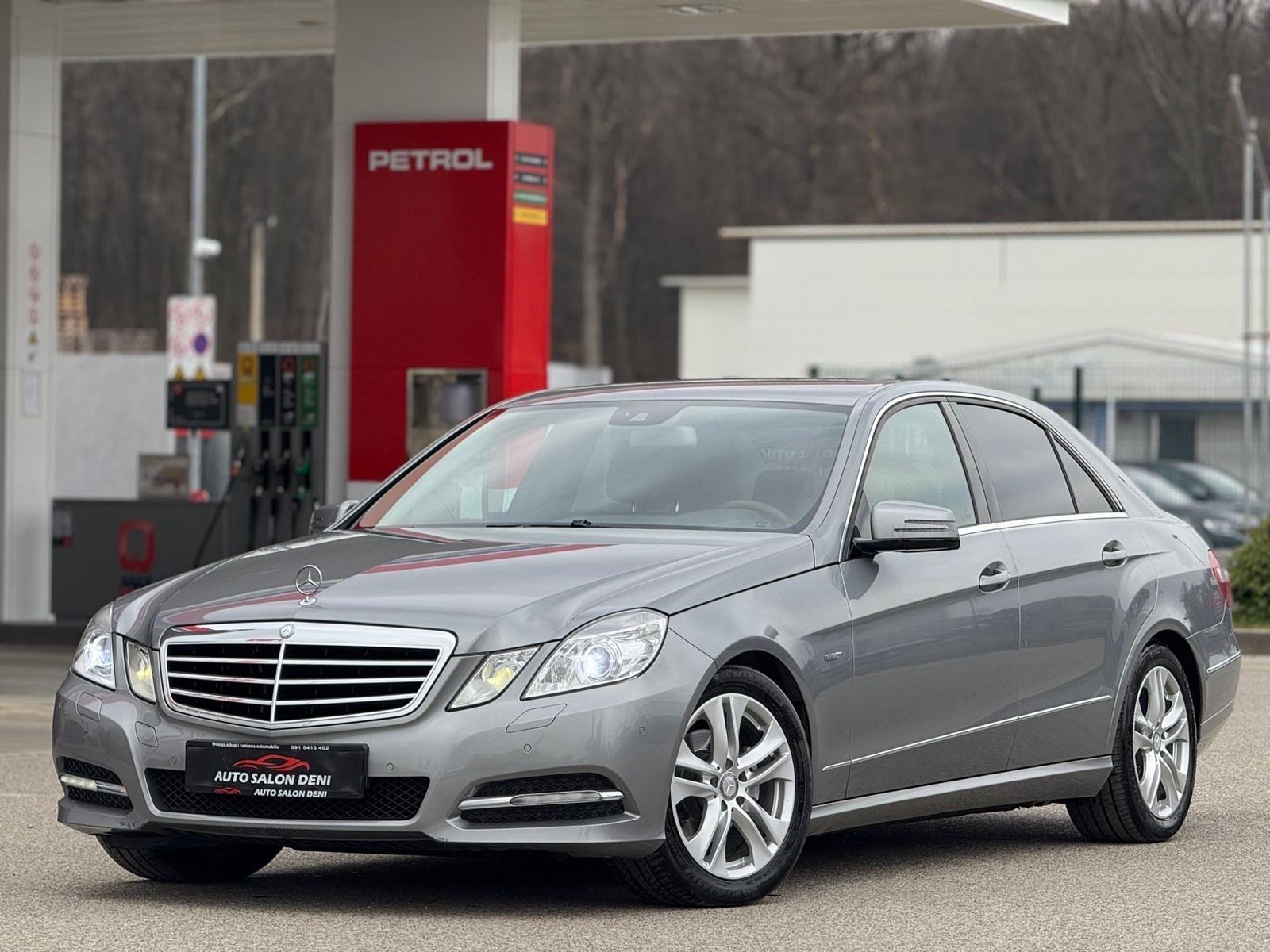 MERCEDES E-klasa 2.2d AVANGARDE 135TKM TOP TOP 13,900€!!!, fotografija 10