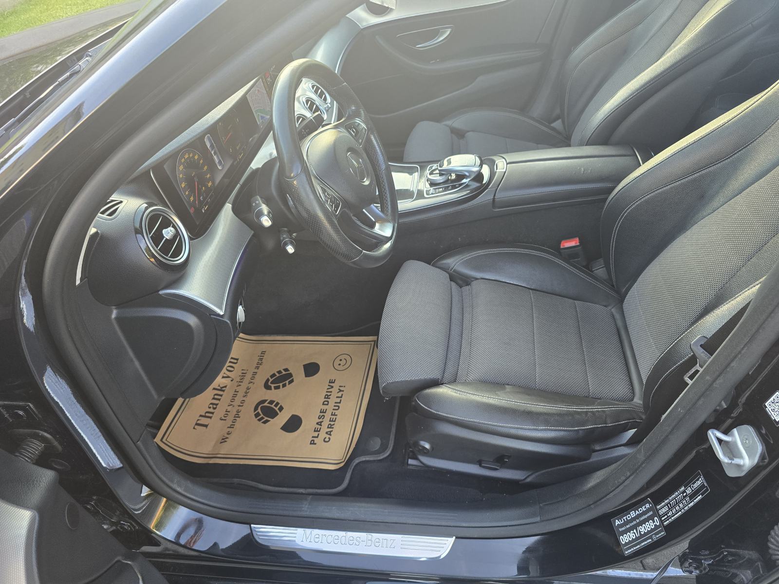 Mercedes-E-klasa Automatik Alu18,F1- Volan,Koza,Bi-Xsenon Kredit-Zamj, fotografija 10