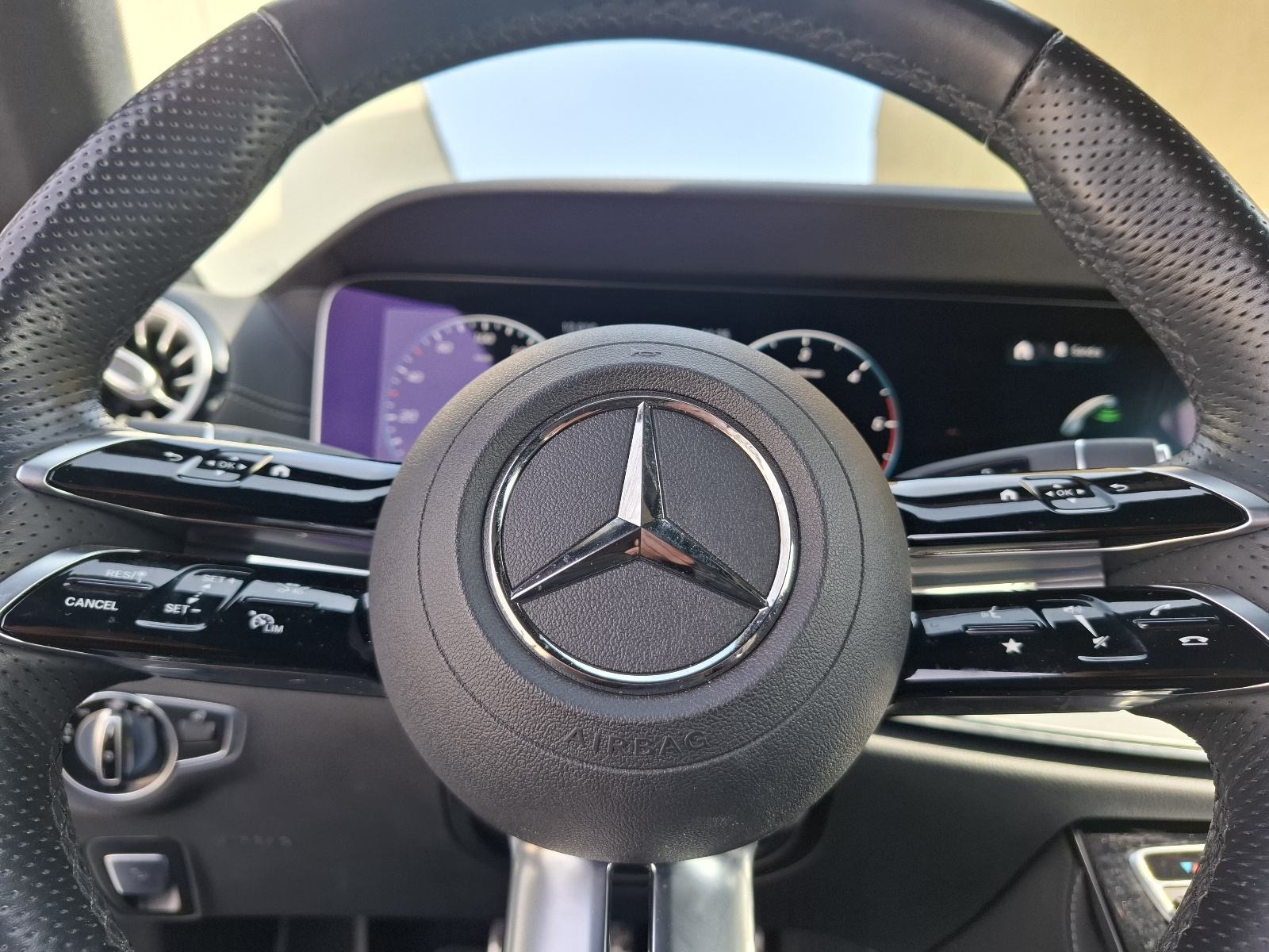 Mercedes E klasa Coupe 220 D automatik FULL OPREMA TOP STANJE 2023god, fotografija 13