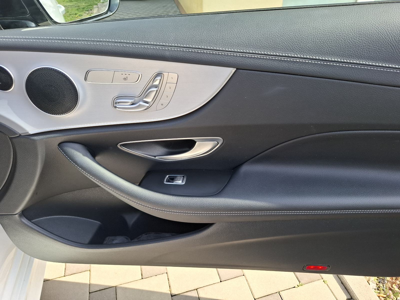 Mercedes E klasa Coupe 220 D automatik FULL OPREMA TOP STANJE 2023god, fotografija 11