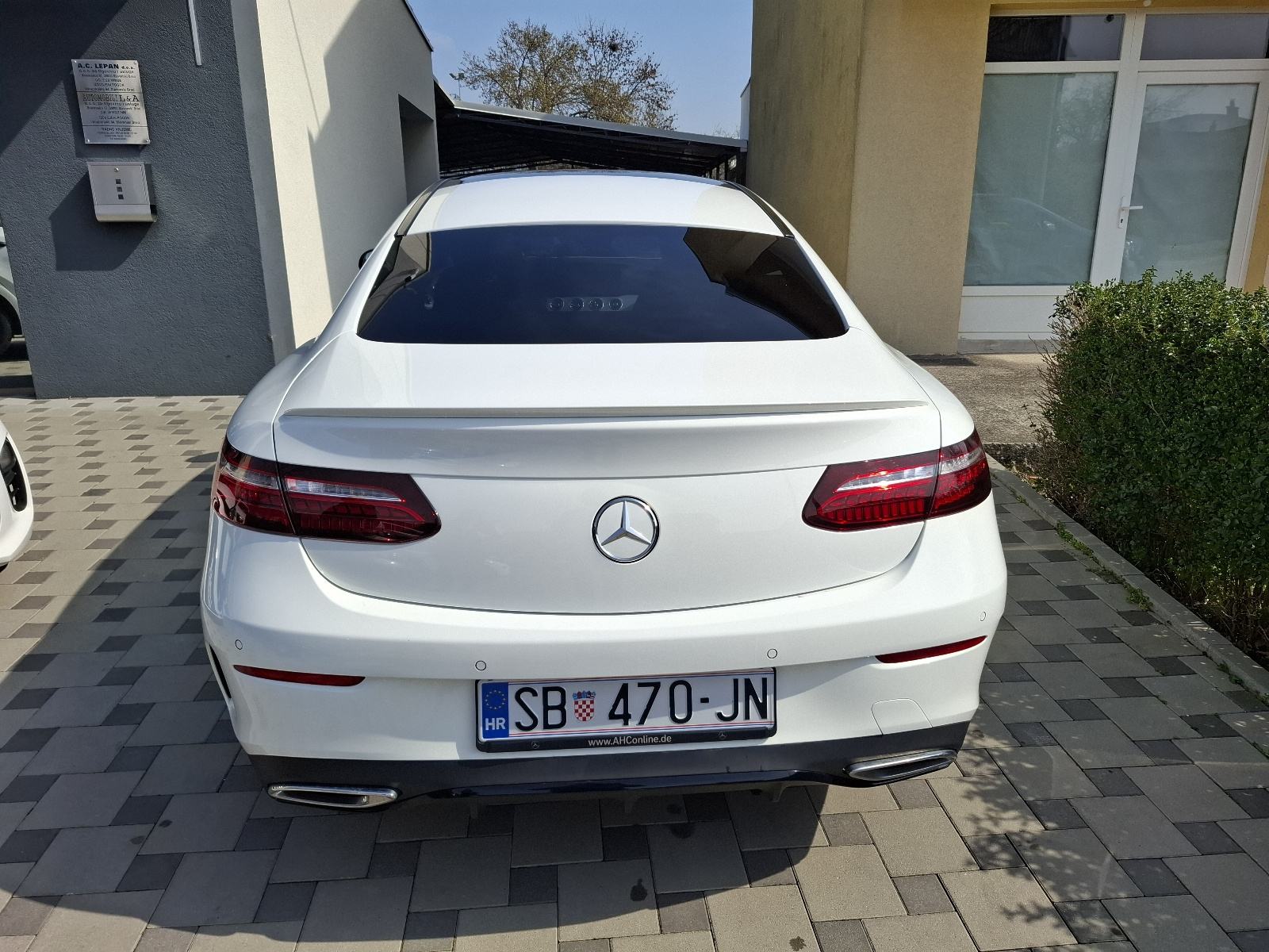 Mercedes E klasa Coupe 220 D automatik FULL OPREMA TOP STANJE 2023god, fotografija 7